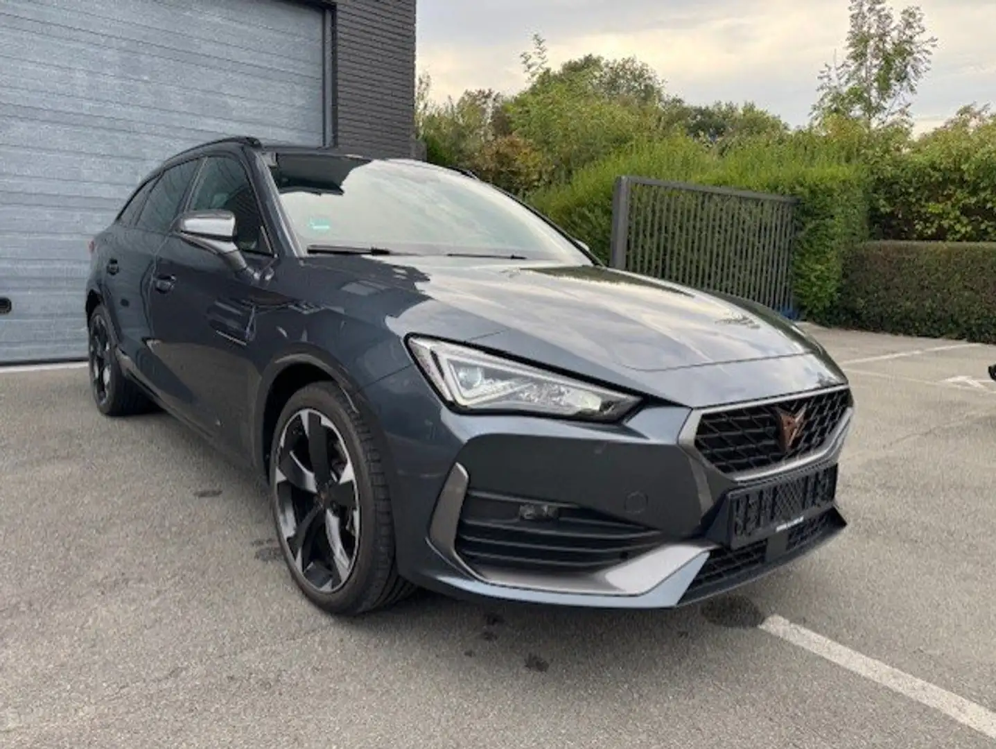 CUPRA Leon Sportstourer 1.4 Plug-in Hybrid DSG 204PK Grijs - 1