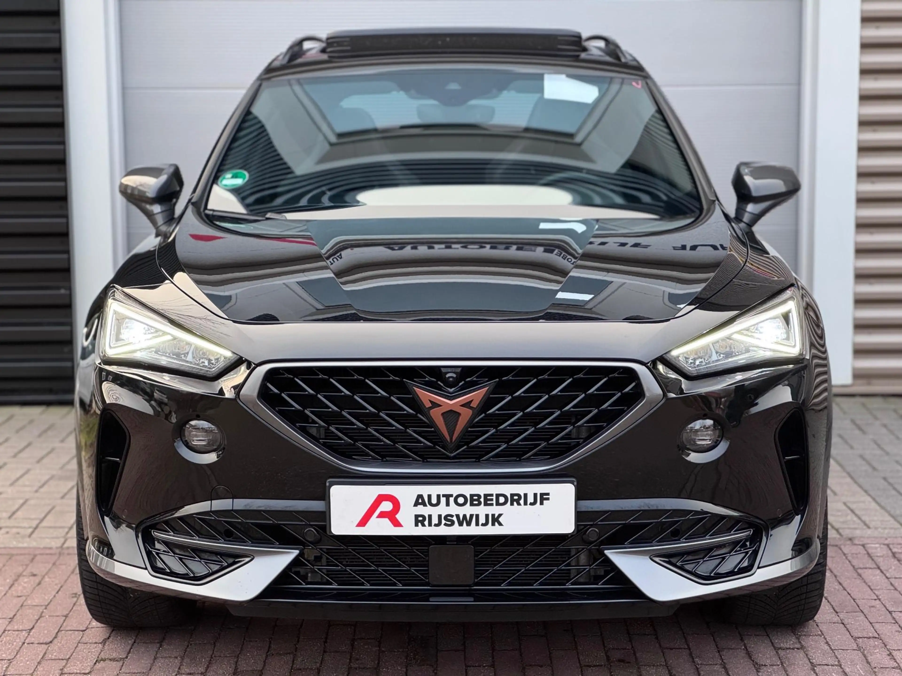 CUPRA Formentor 1.4 e-Hybrid VZ Performance Pano/Memory/360 — photo 7