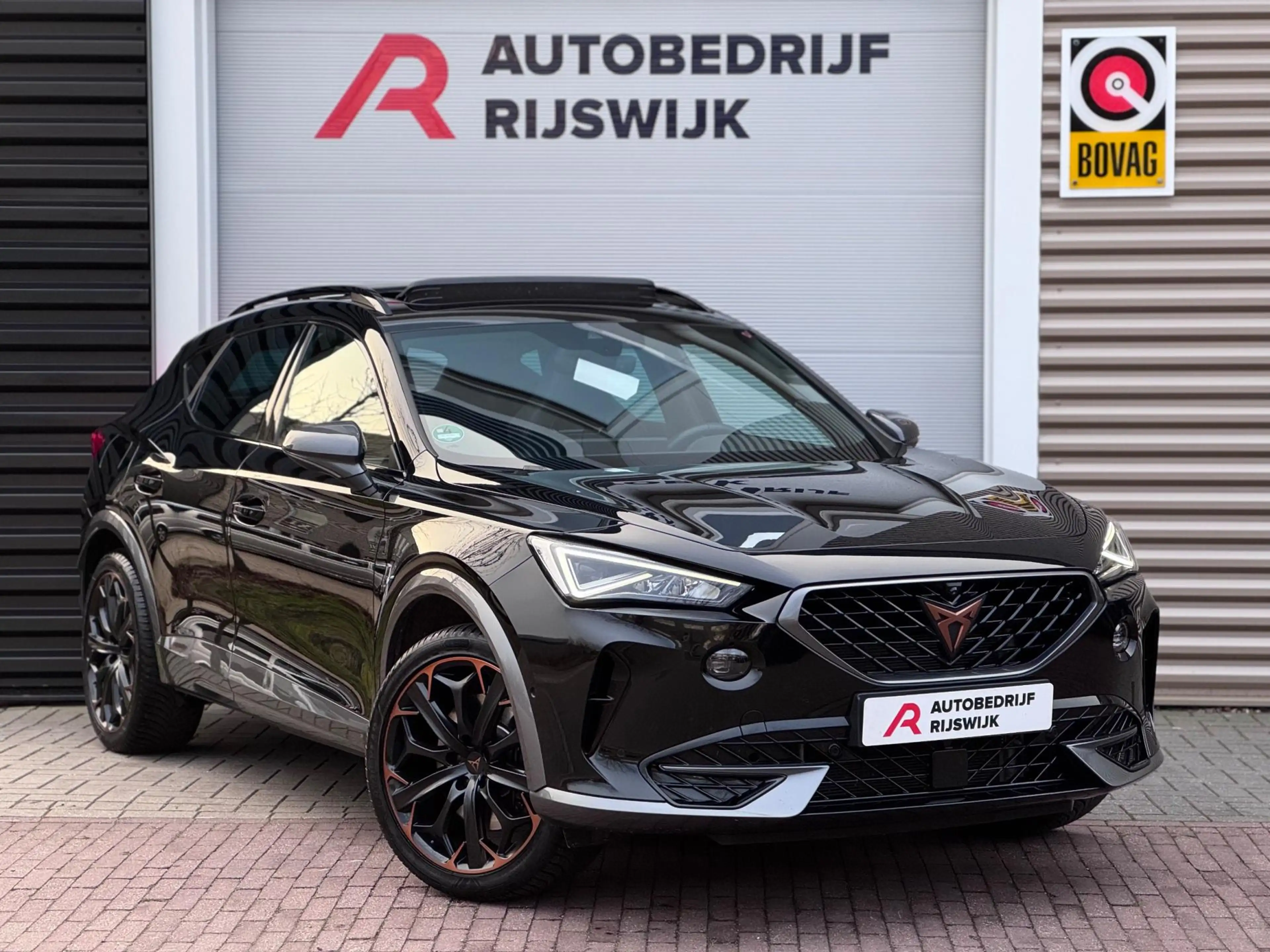 CUPRA Formentor 1.4 e-Hybrid VZ Performance Pano/Memory/360 — photo 6