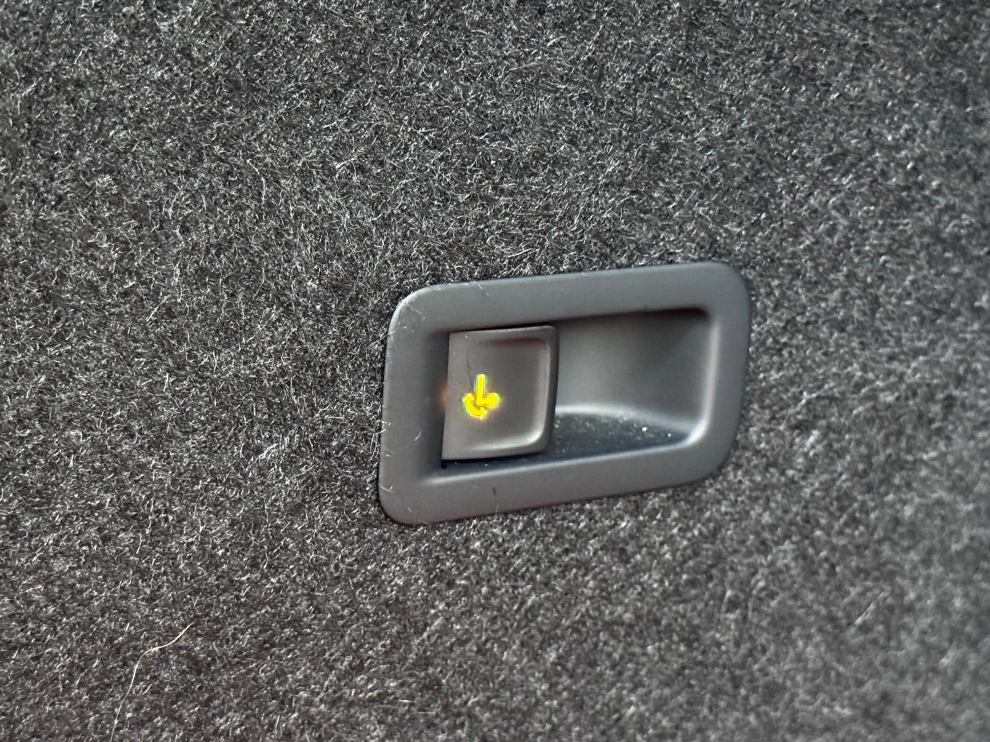 CUPRA Formentor 1.4 e-Hybrid VZ Performance Pano/Memory/360 — photo 11