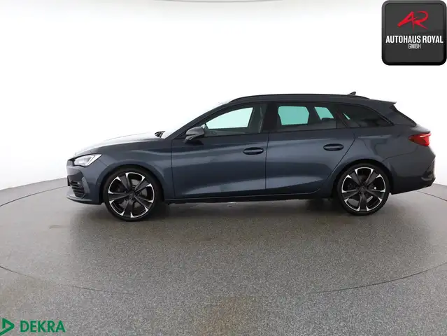 CUPRA Leon view 2