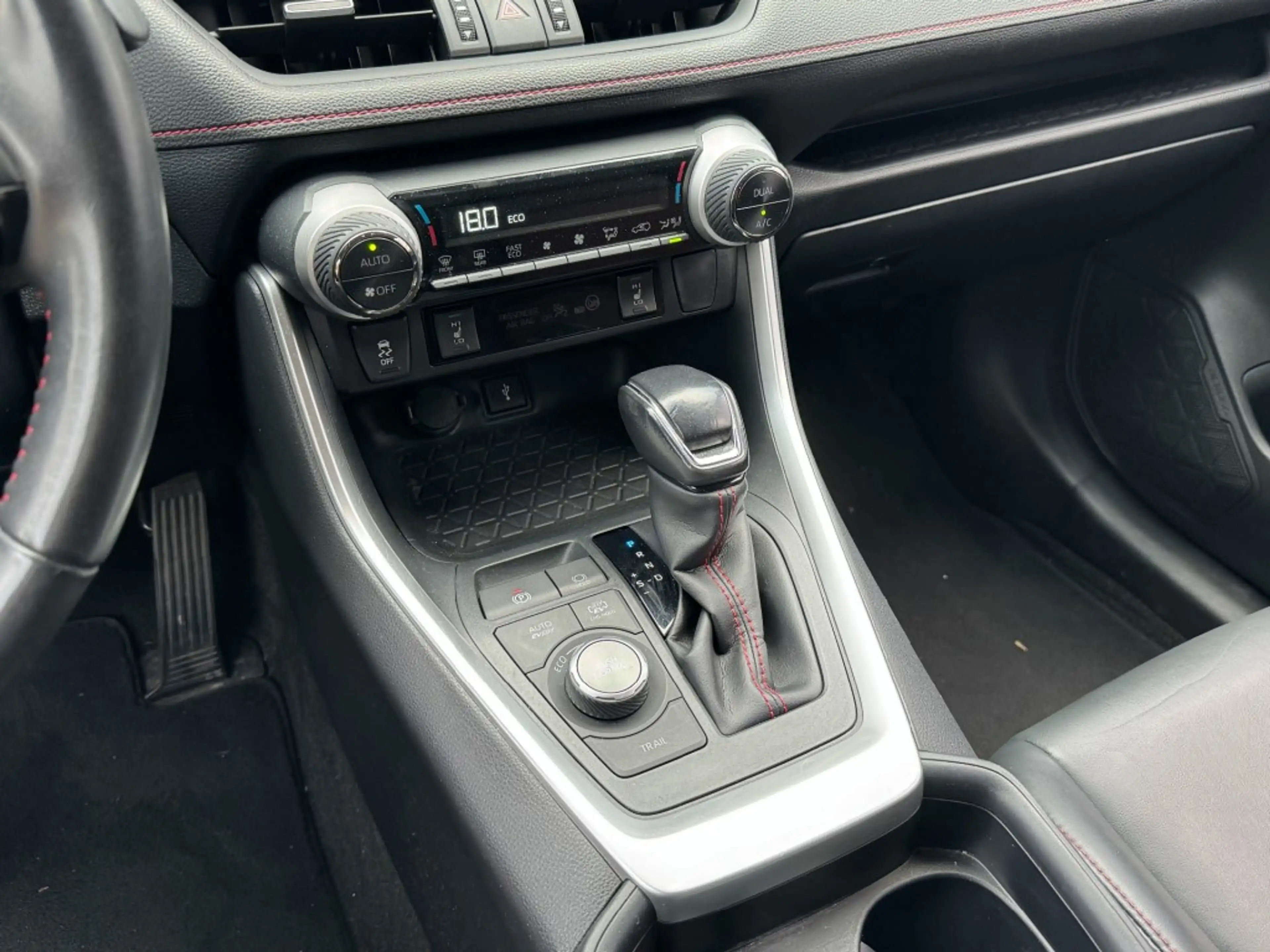 Suzuki Across 2.5 Stijl Plug inn Hybrid 4WD - Trekhaak / Treepla — photo 27