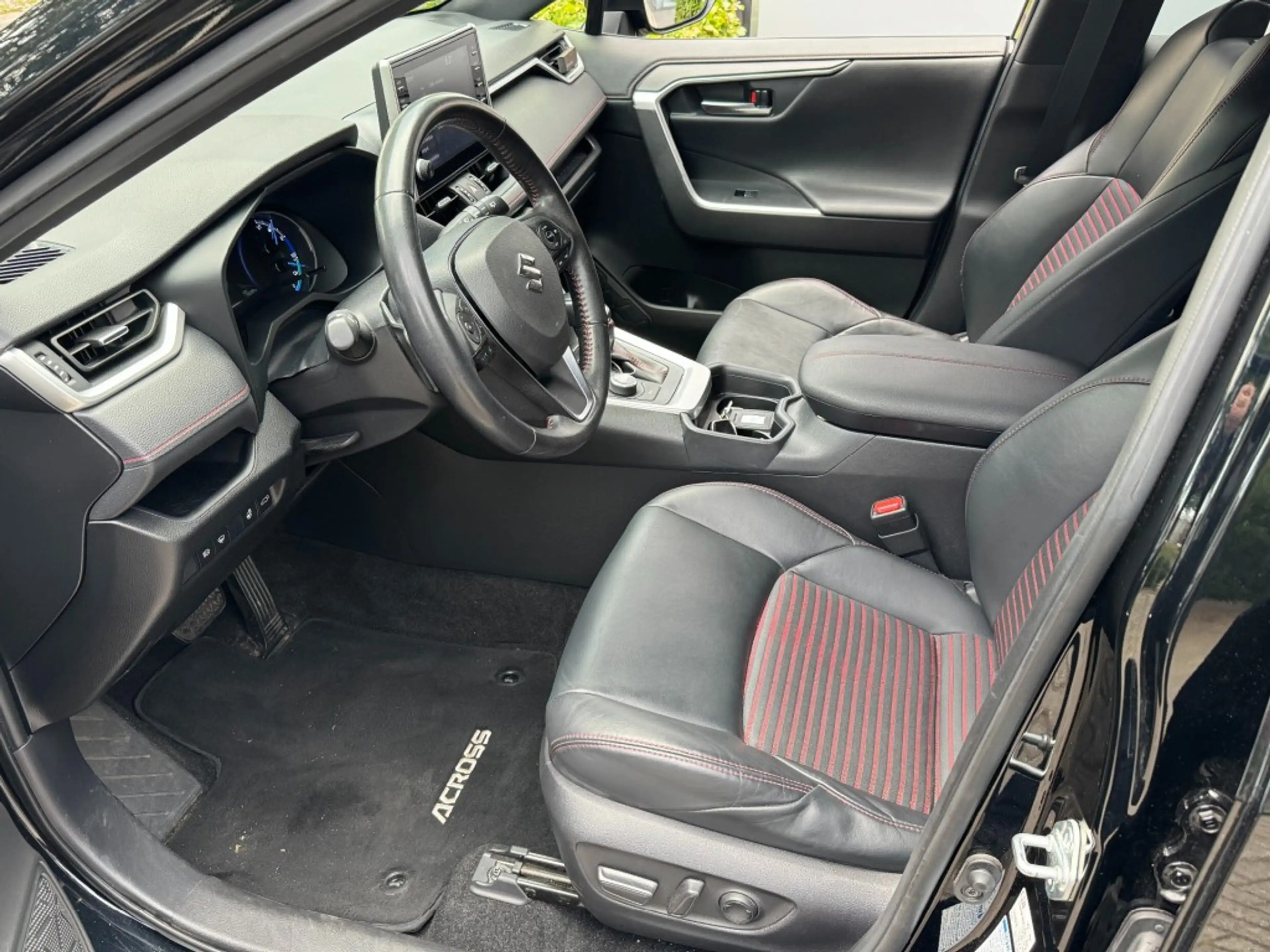 Suzuki Across 2.5 Stijl Plug inn Hybrid 4WD - Trekhaak / Treepla — photo 20
