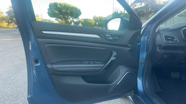 Renault Megane view 7