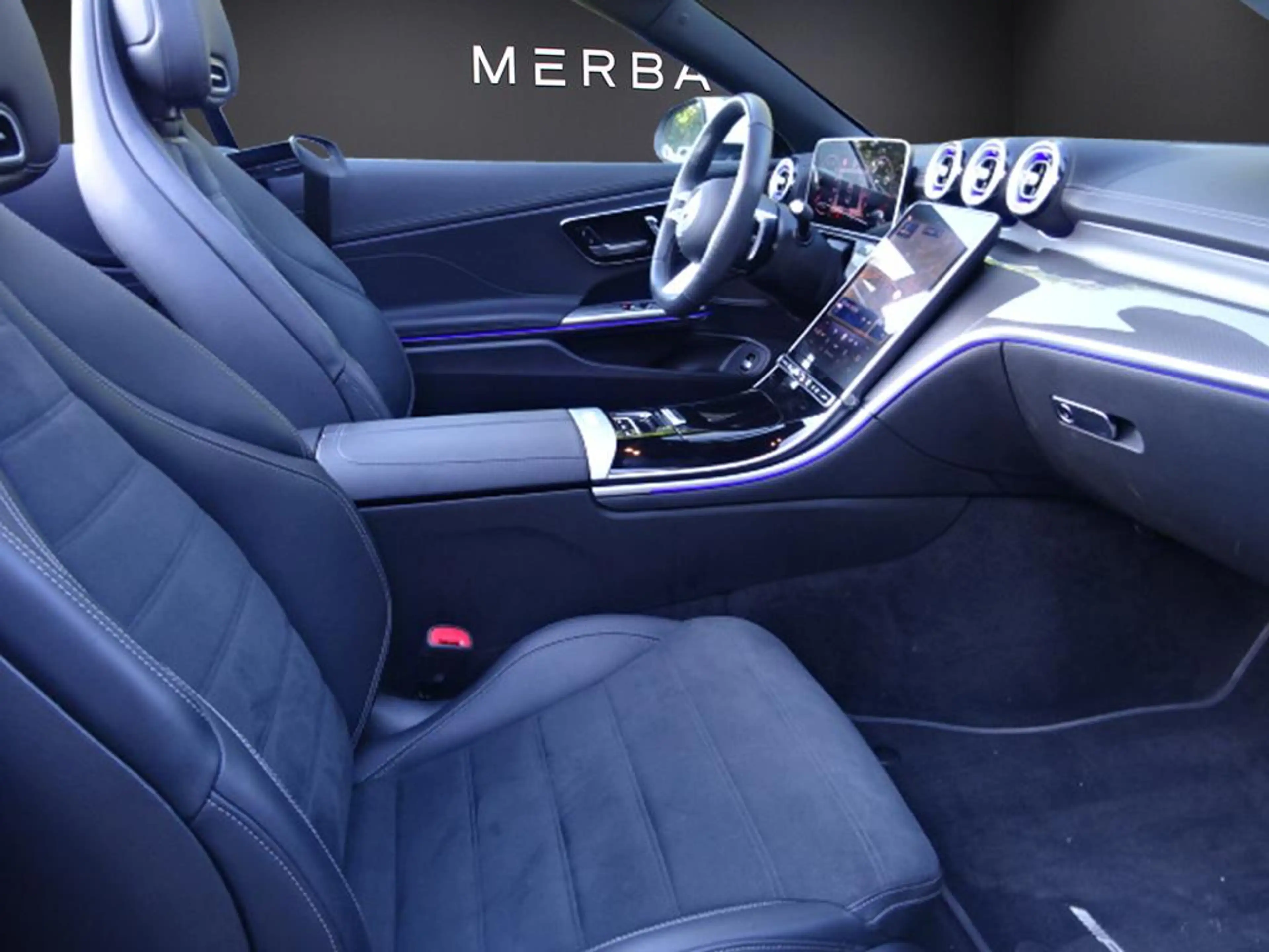 Mercedes-Benz CLE 200 *Cabrio AMG Memory LED Kam KeyGo Totwin — photo 11