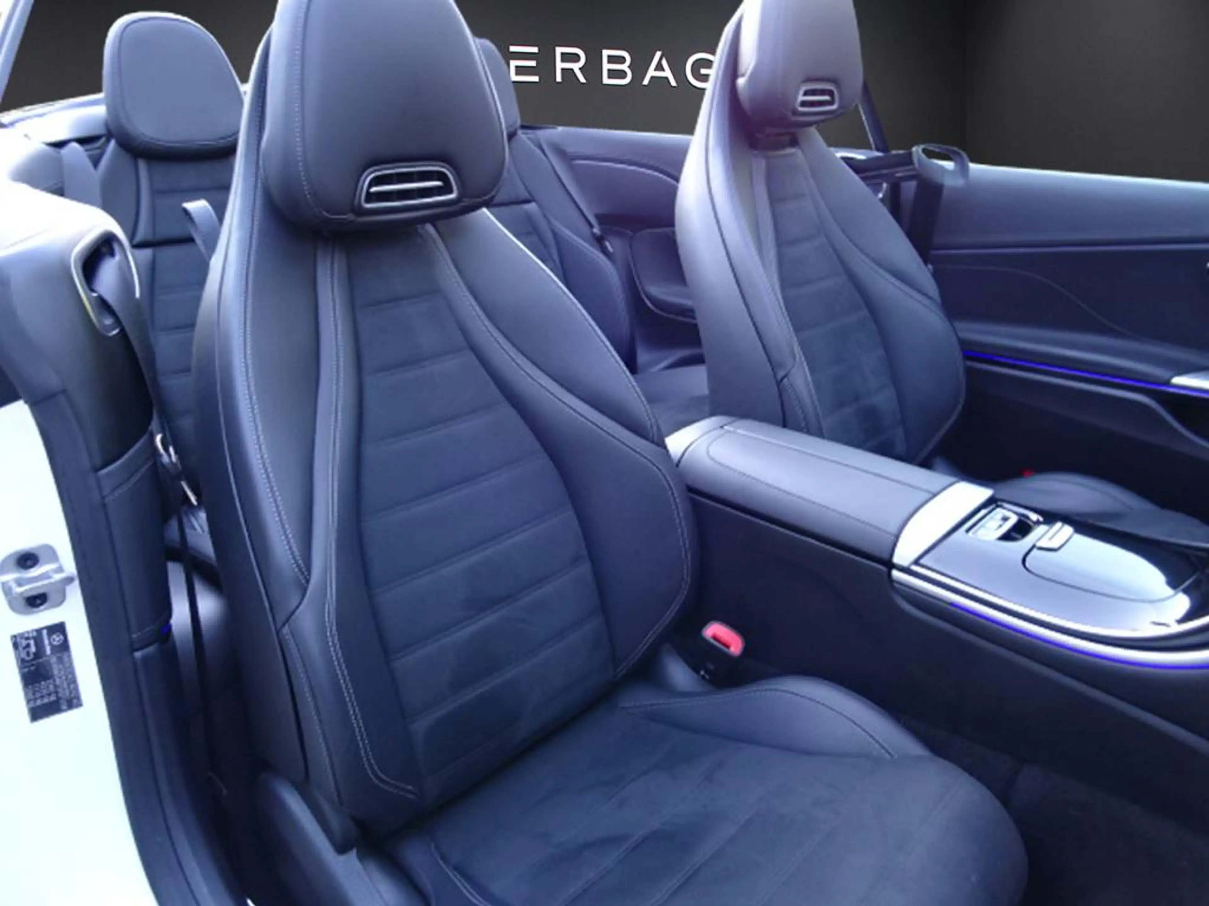 Mercedes-Benz CLE 200 *Cabrio AMG Memory LED Kam KeyGo Totwin — photo 12