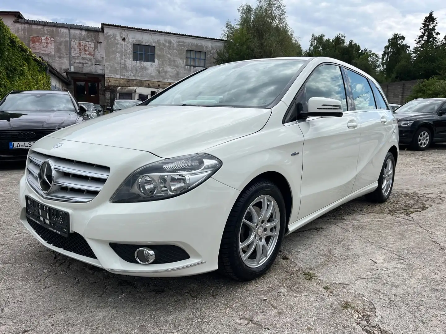 Mercedes-Benz B 180 B -Klasse B 180* RÜCKFAHRKAMERA*EURO-5* Blanco - 1