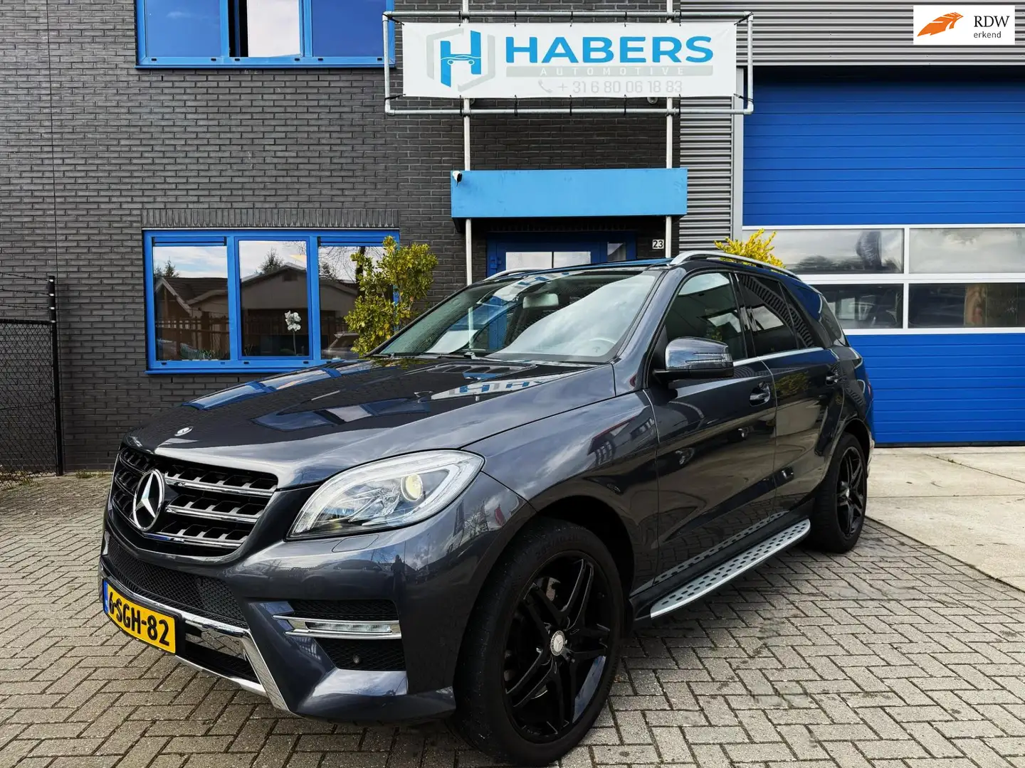 Mercedes-Benz ML 350 M-klasse 306PK|Navi|PANO|Xenon/Led|AMG-Pakket|Stoe Grijs - 1