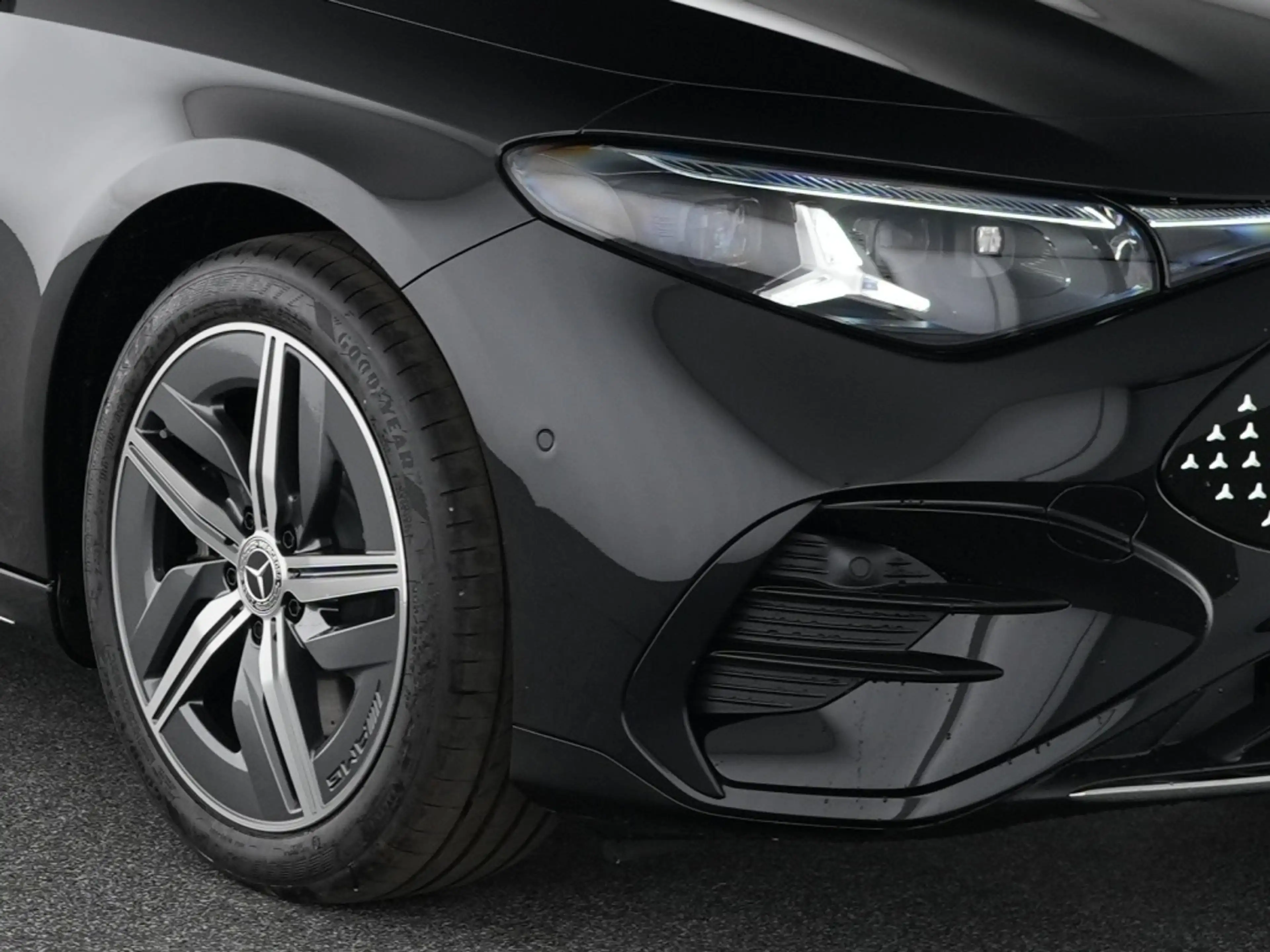 Mercedes-Benz CLA 250 + SB AMG Line Pano Memory Winter Memory — photo 7