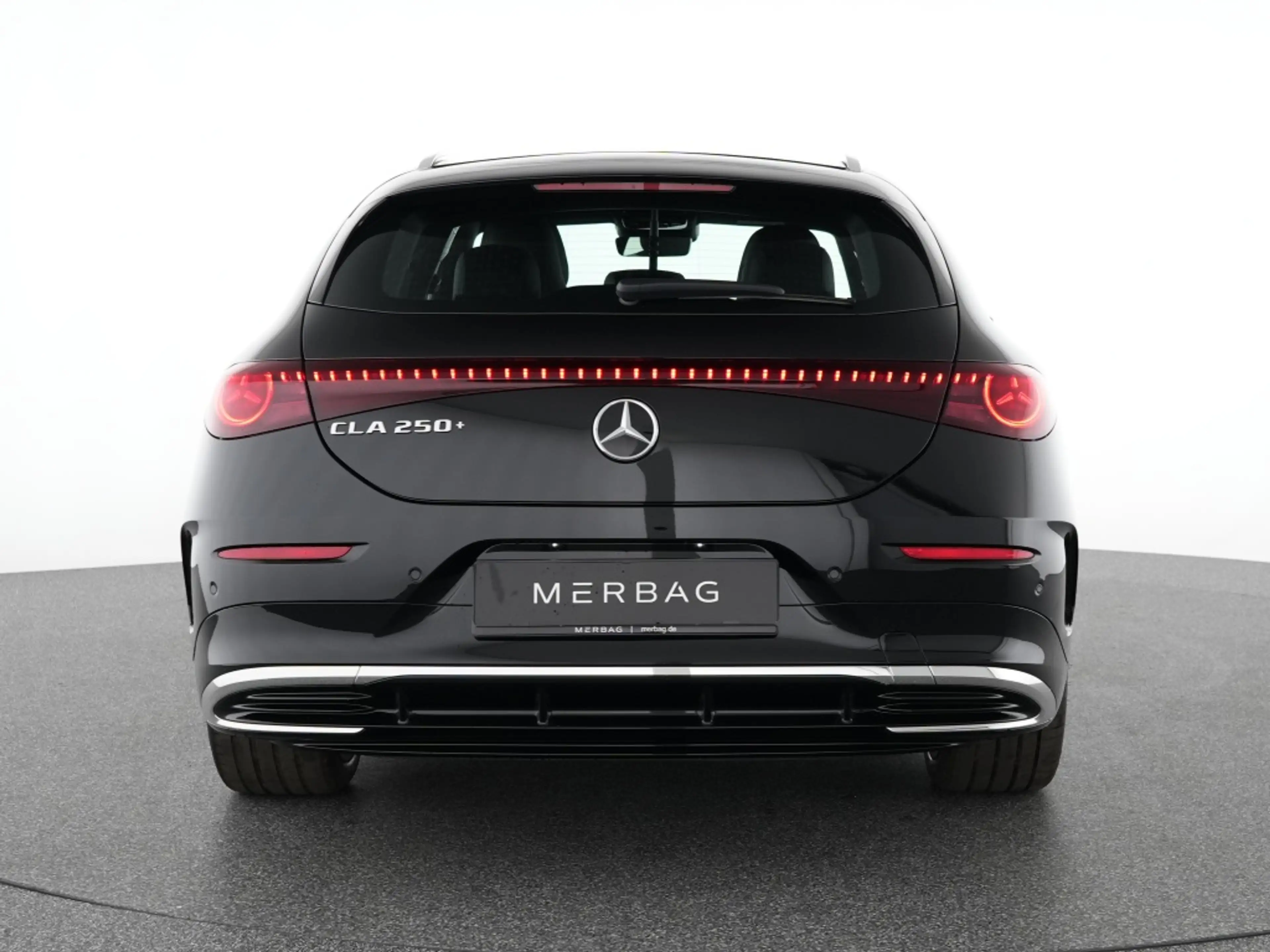 Mercedes-Benz CLA 250 + SB AMG Line Pano Memory Winter Memory — photo 4