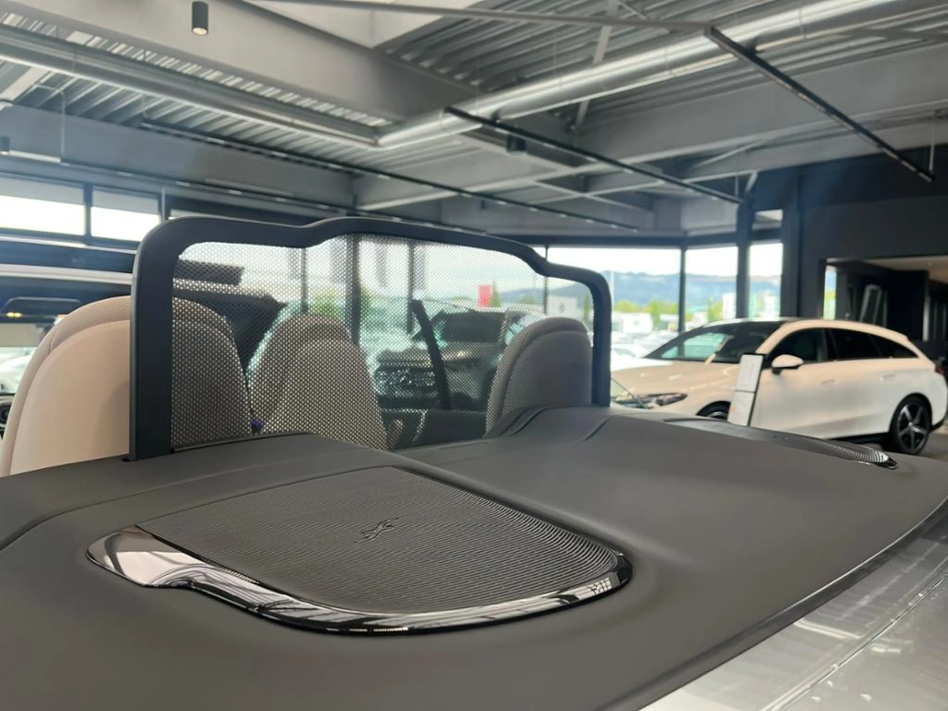 Mercedes-Benz CLE 180 Cabrio AMG+AHK+20"+AIRSCARF+AIRCAP+360°+ — photo 6
