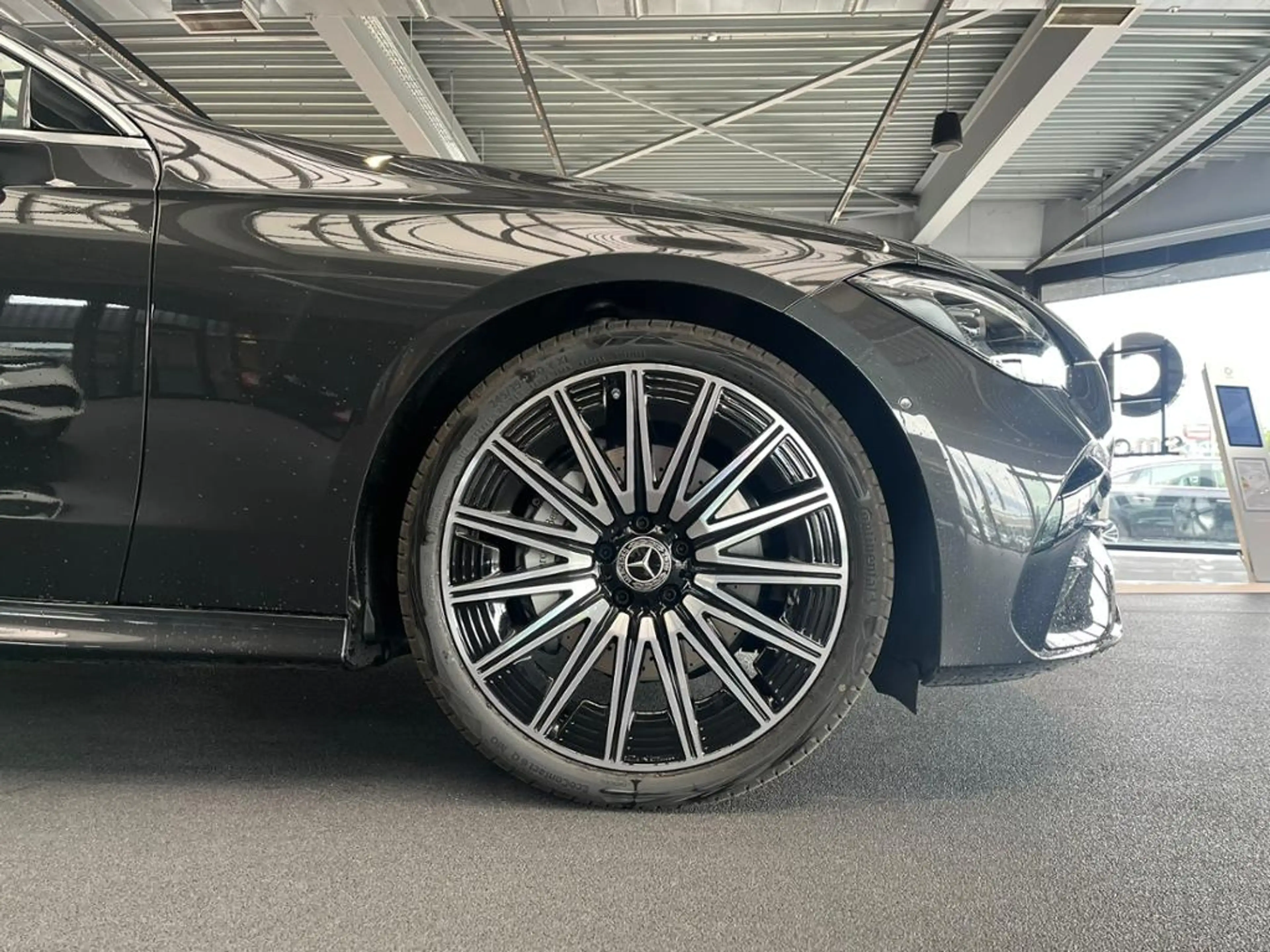 Mercedes-Benz CLE 180 Cabrio AMG+AHK+20"+AIRSCARF+AIRCAP+360°+ — photo 10