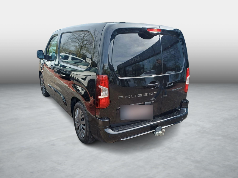 Peugeot Partner 1.5 BlueHDi L1 Light 96kW s/s EAT8 — photo 3
