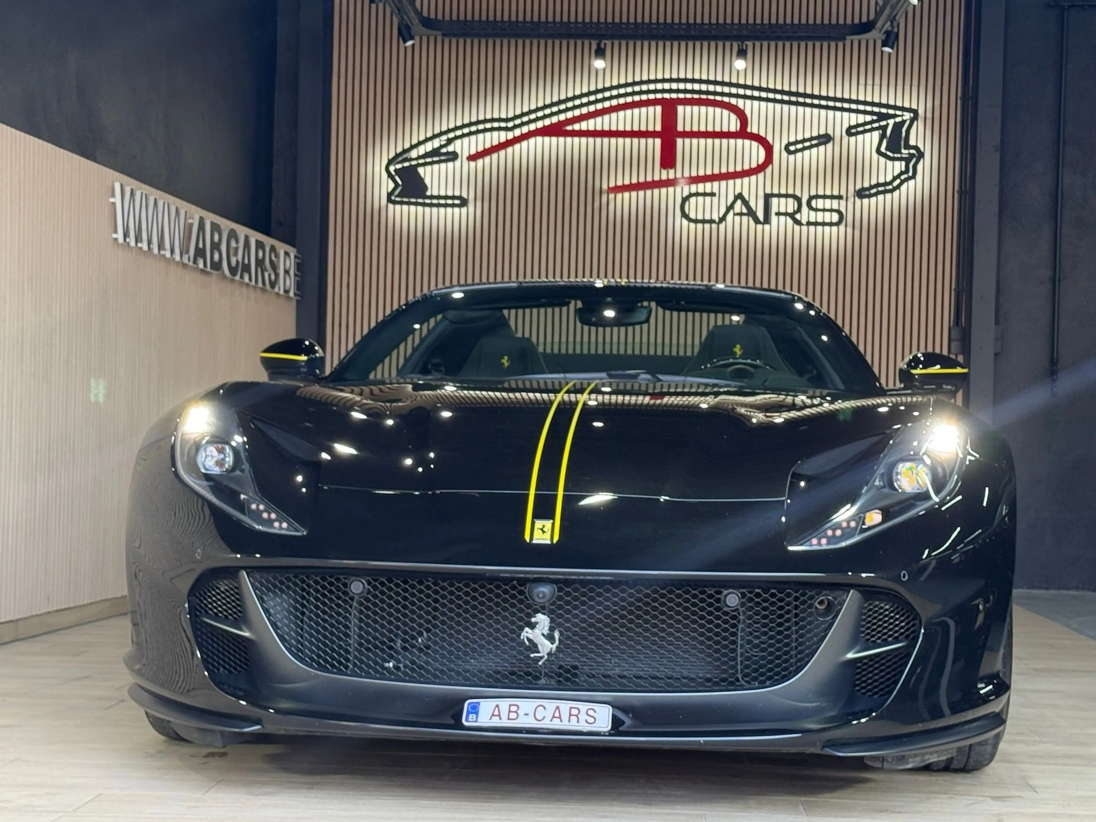 Ferrari 812 6.5 V12 F1 * GTS * — photo 2