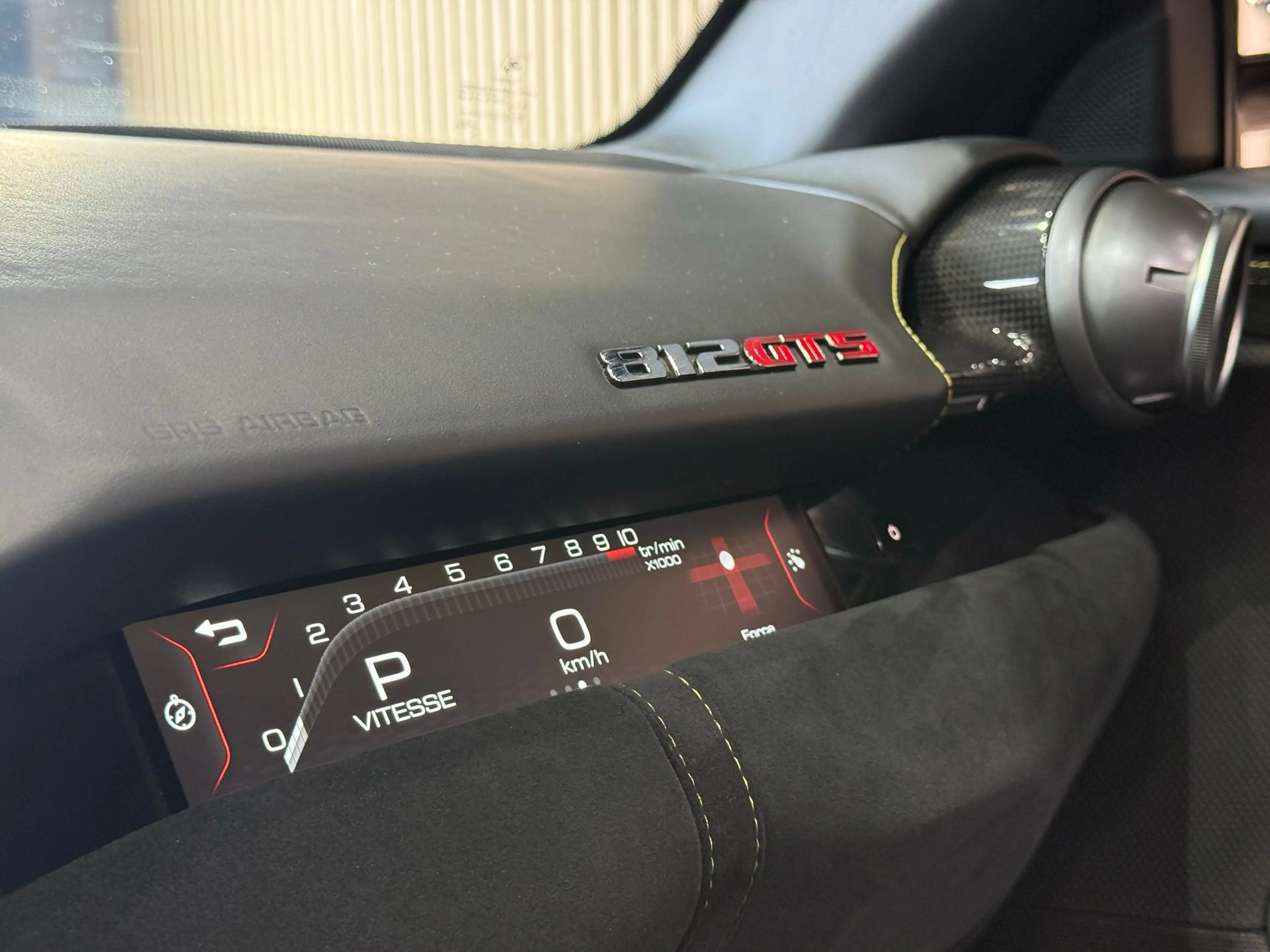Ferrari 812 6.5 V12 F1 * GTS * — photo 10