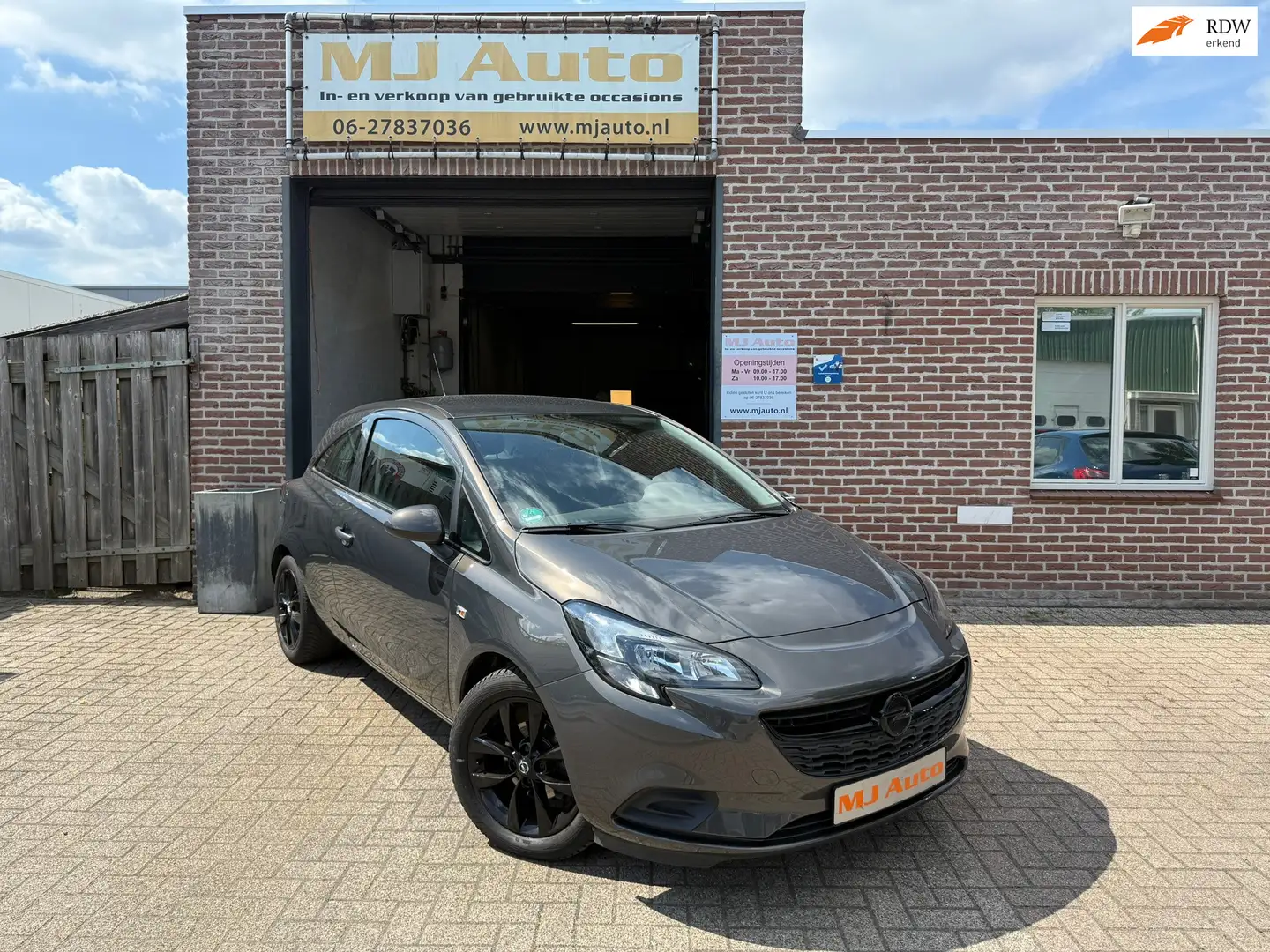 Opel Corsa 1.2 airco bluetooth USB siva - 1