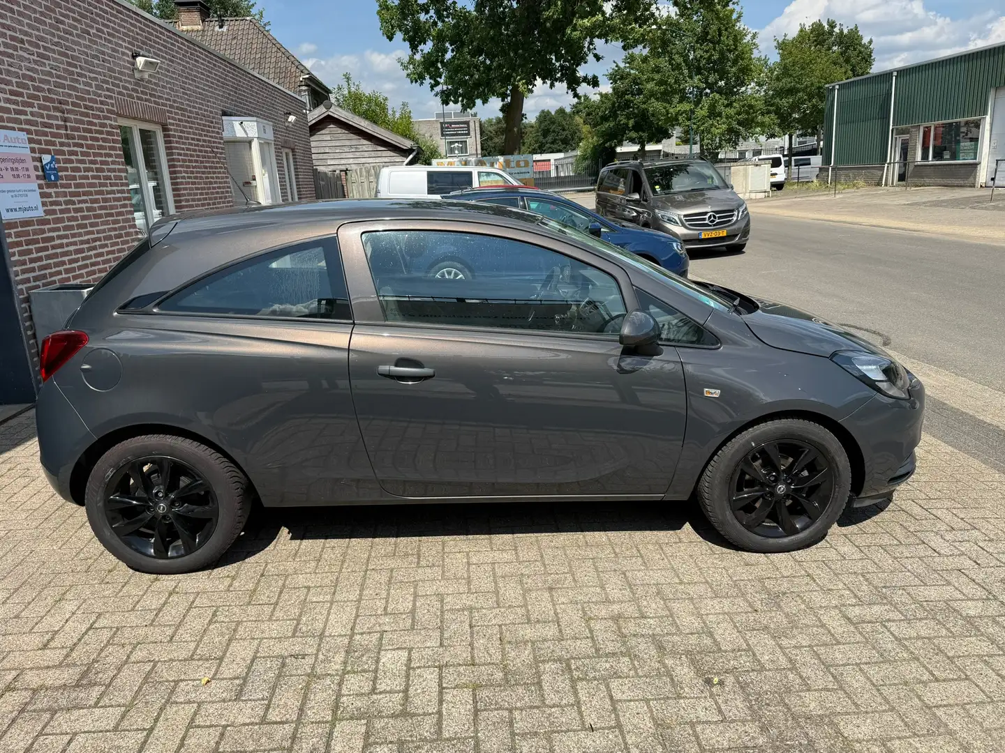 Opel Corsa 1.2 airco bluetooth USB siva - 2