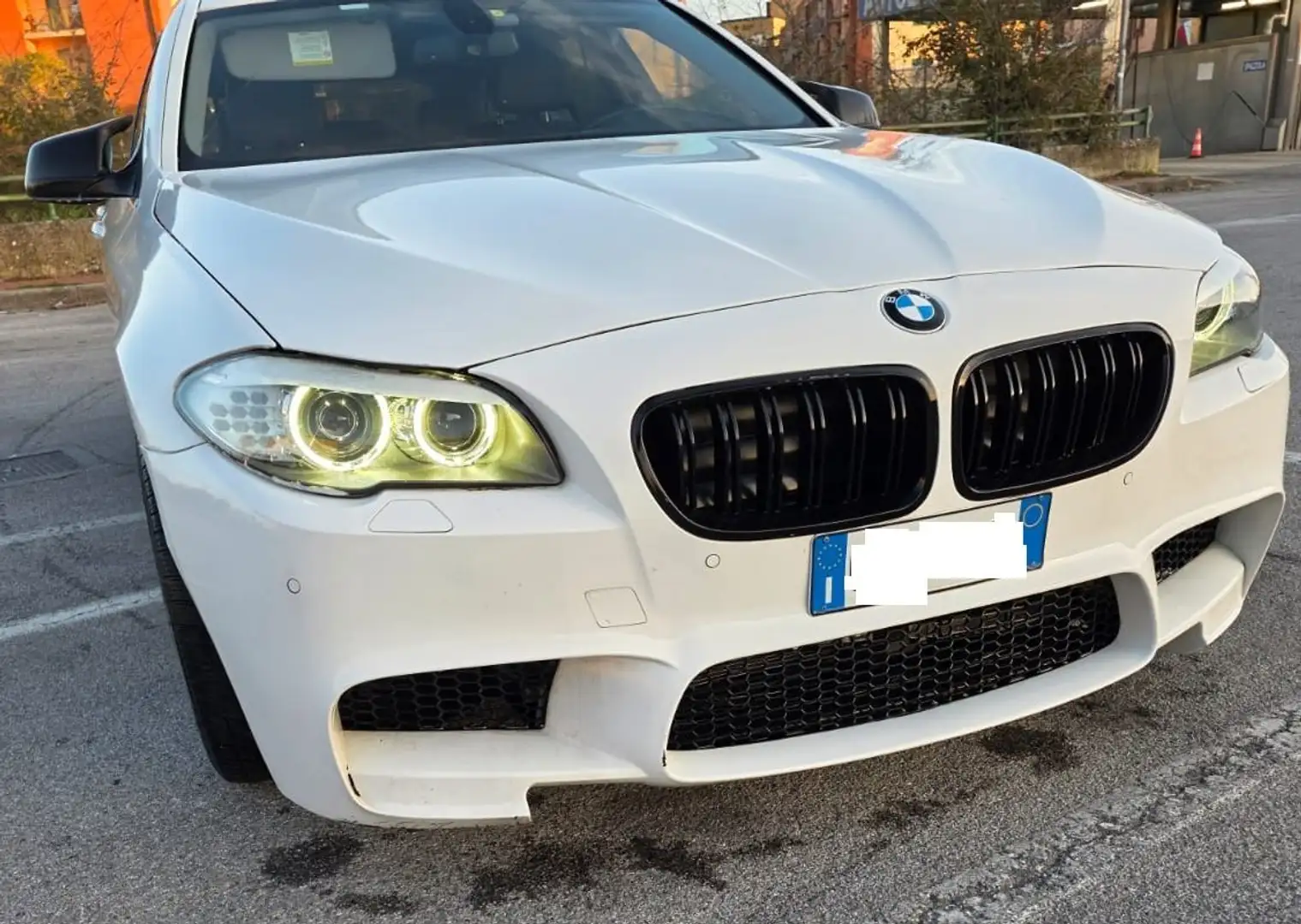 BMW 520 touring m sport Bianco - 1