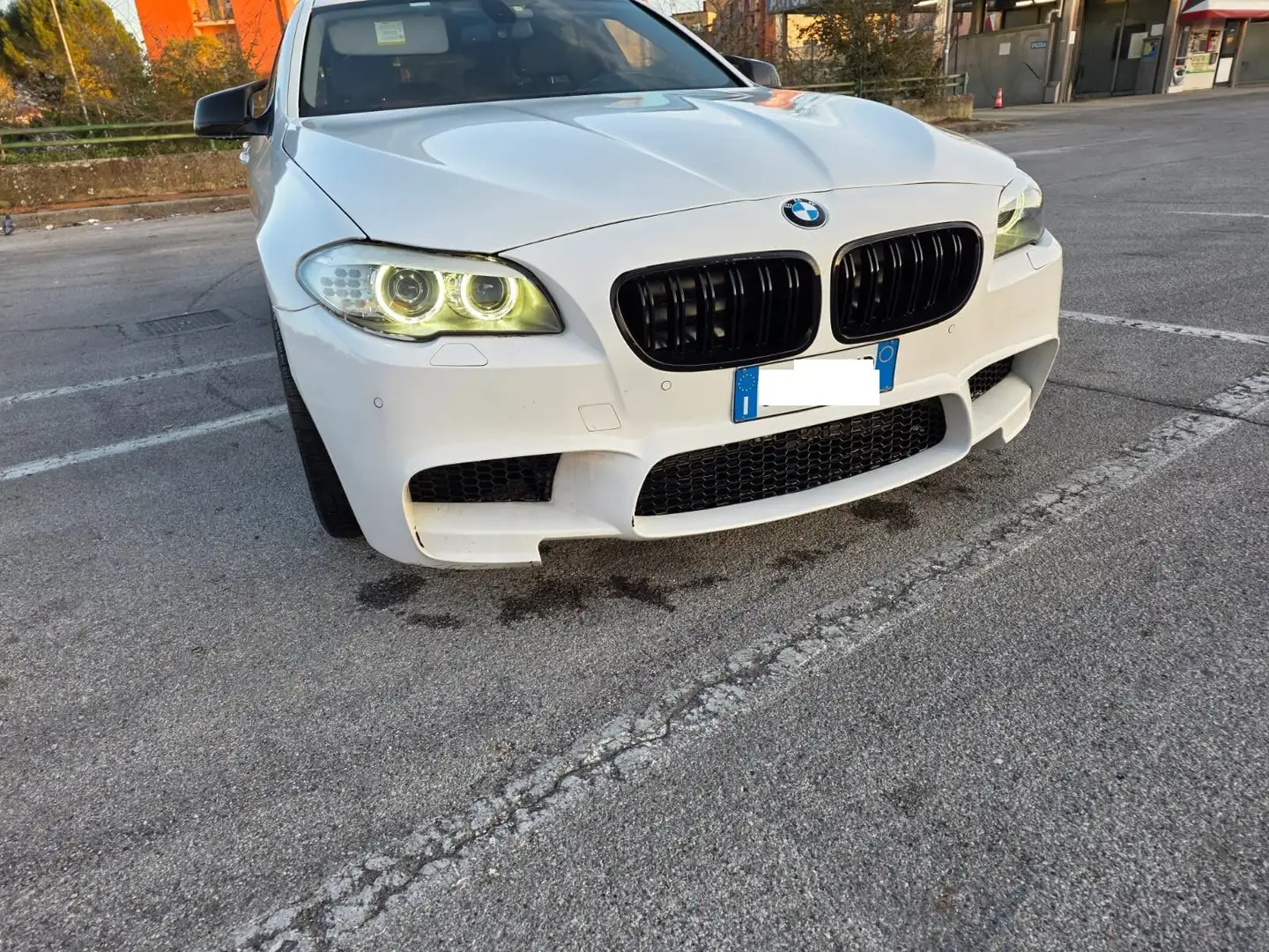 BMW 520 touring m sport Bianco - 2