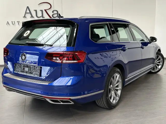 Volkswagen Passat view 4