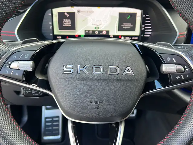 Skoda Octavia view 6