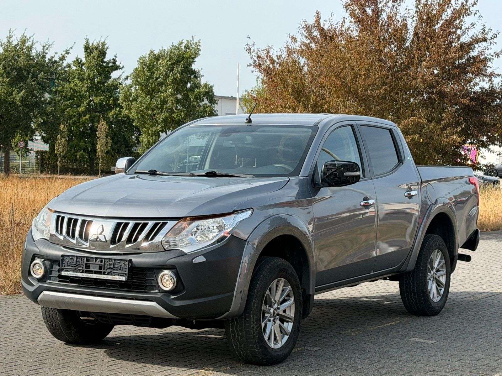 Mitsubishi L200
