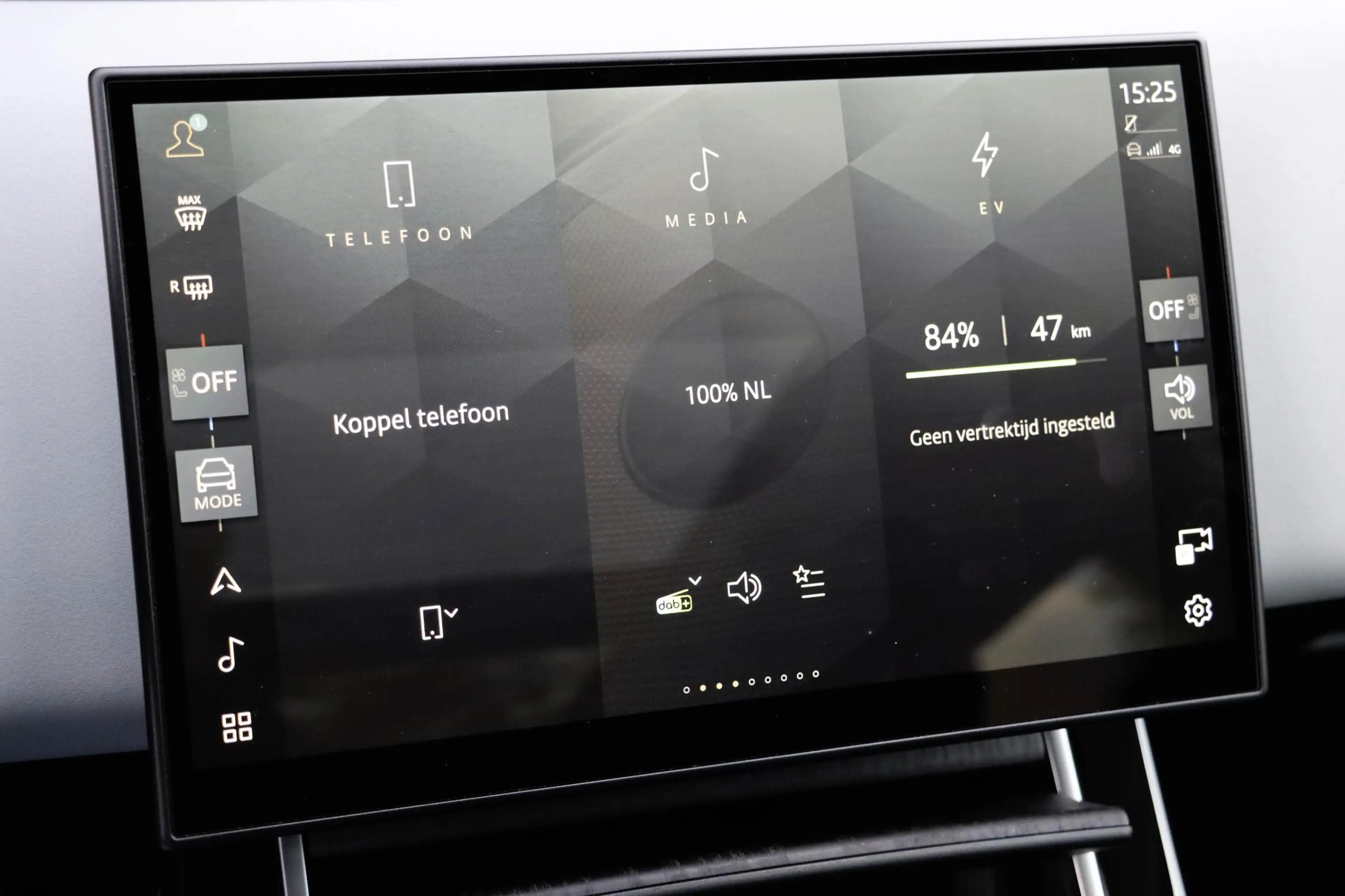 Land Rover Range Rover Evoque P300e PHEV AWD Panodak | Trekhaak | Head-up | Meri — photo 37