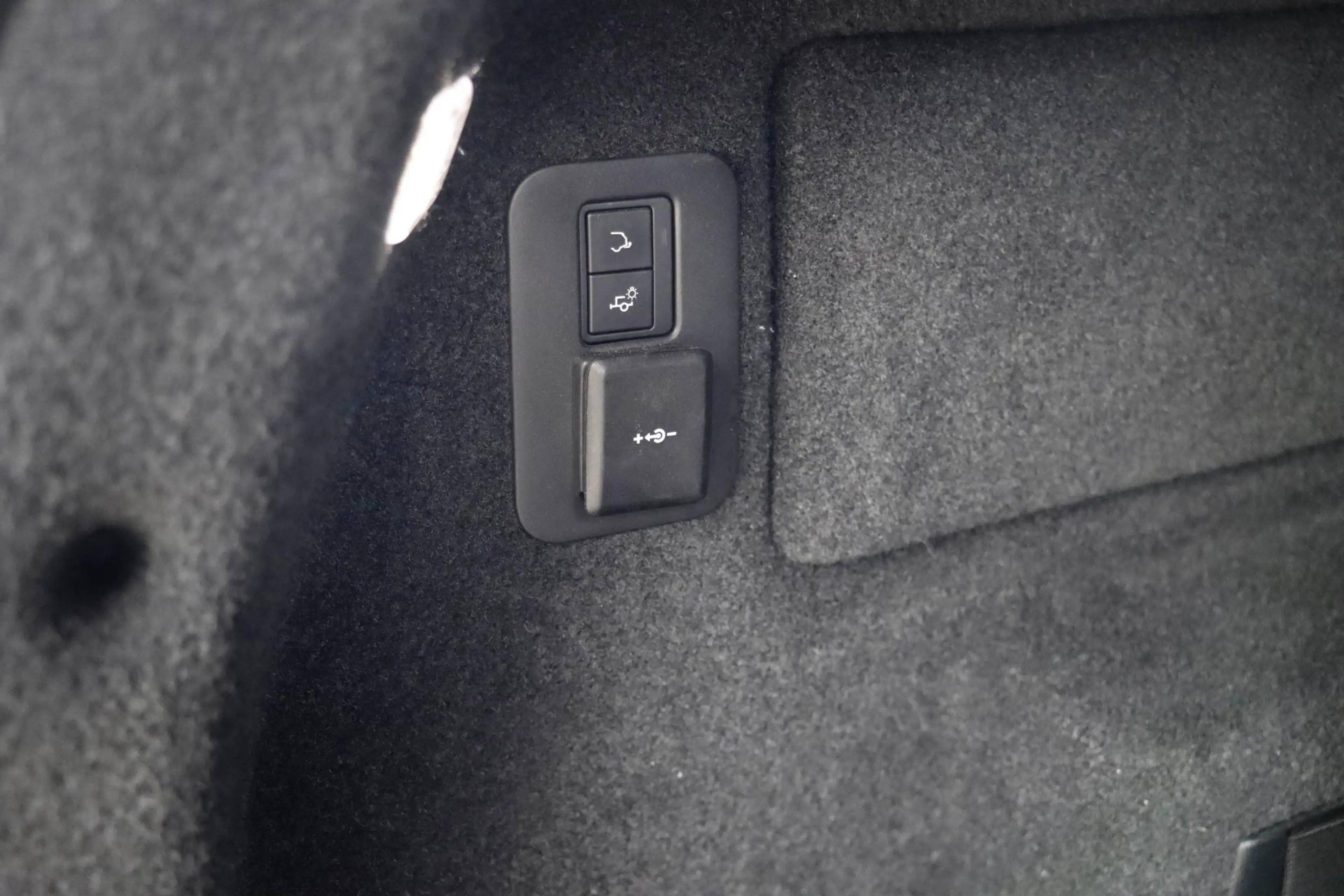 Land Rover Range Rover Evoque P300e PHEV AWD Panodak | Trekhaak | Head-up | Meri — photo 24