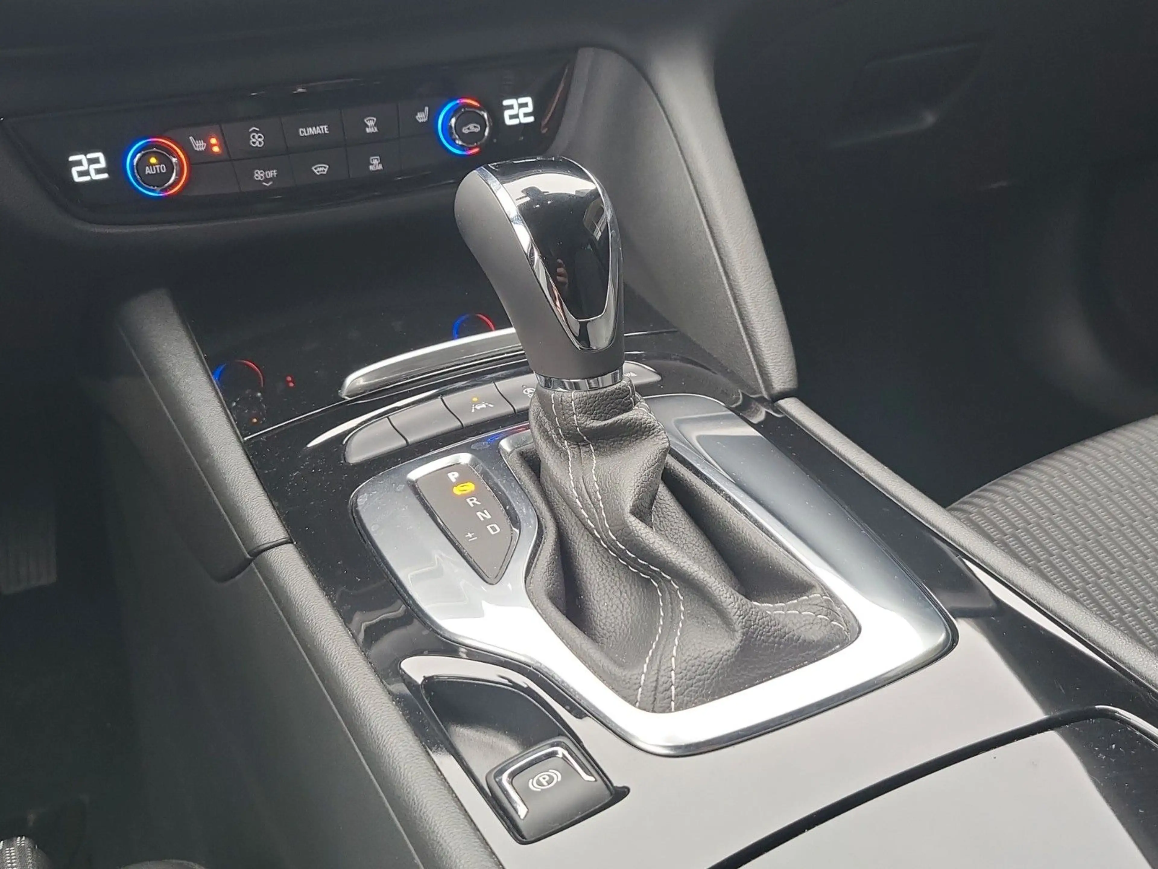 Opel Insignia B ST Premium "Business Elegance" 1-Hand — photo 19