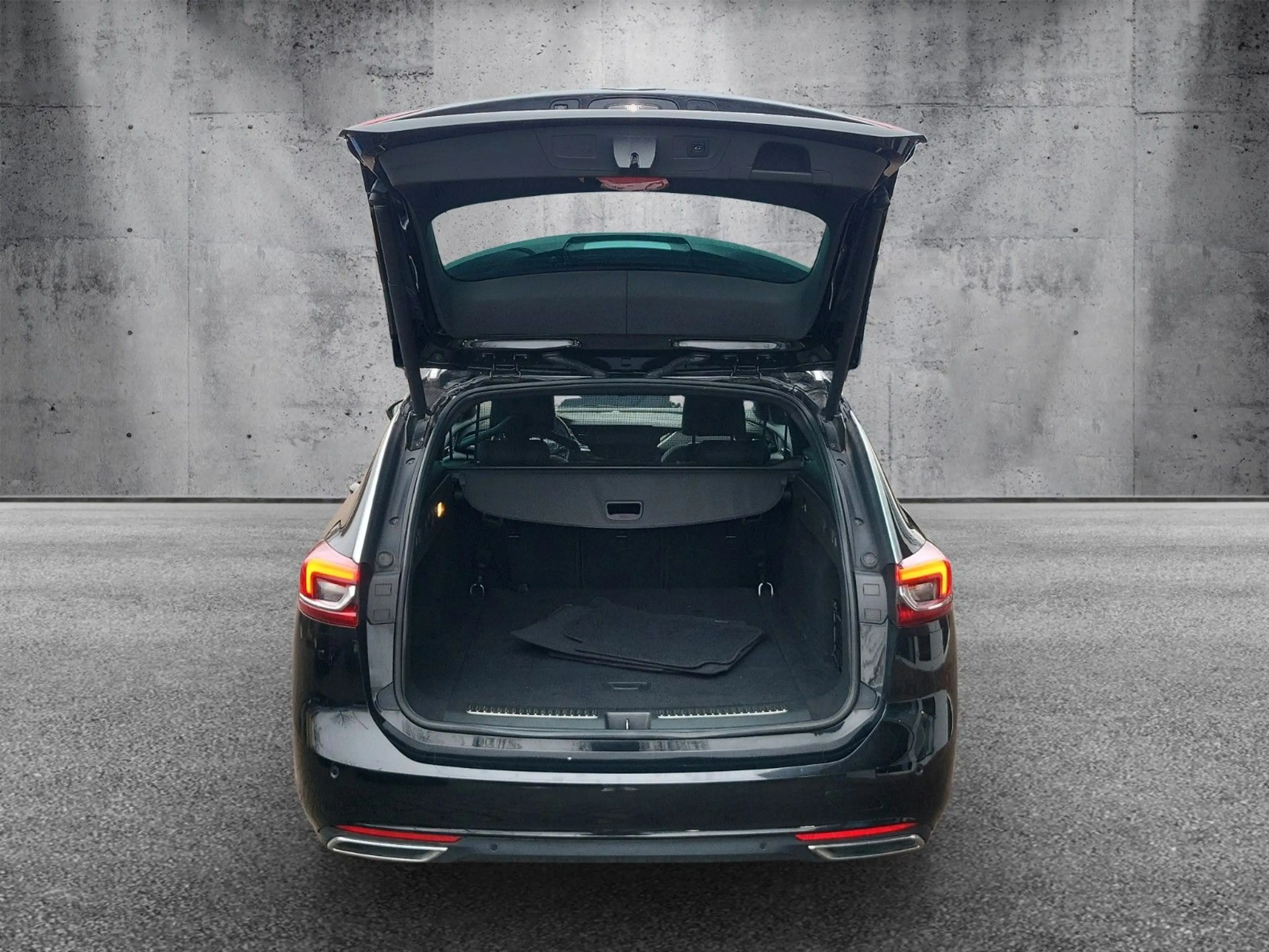Opel Insignia B ST Premium "Business Elegance" 1-Hand — photo 32