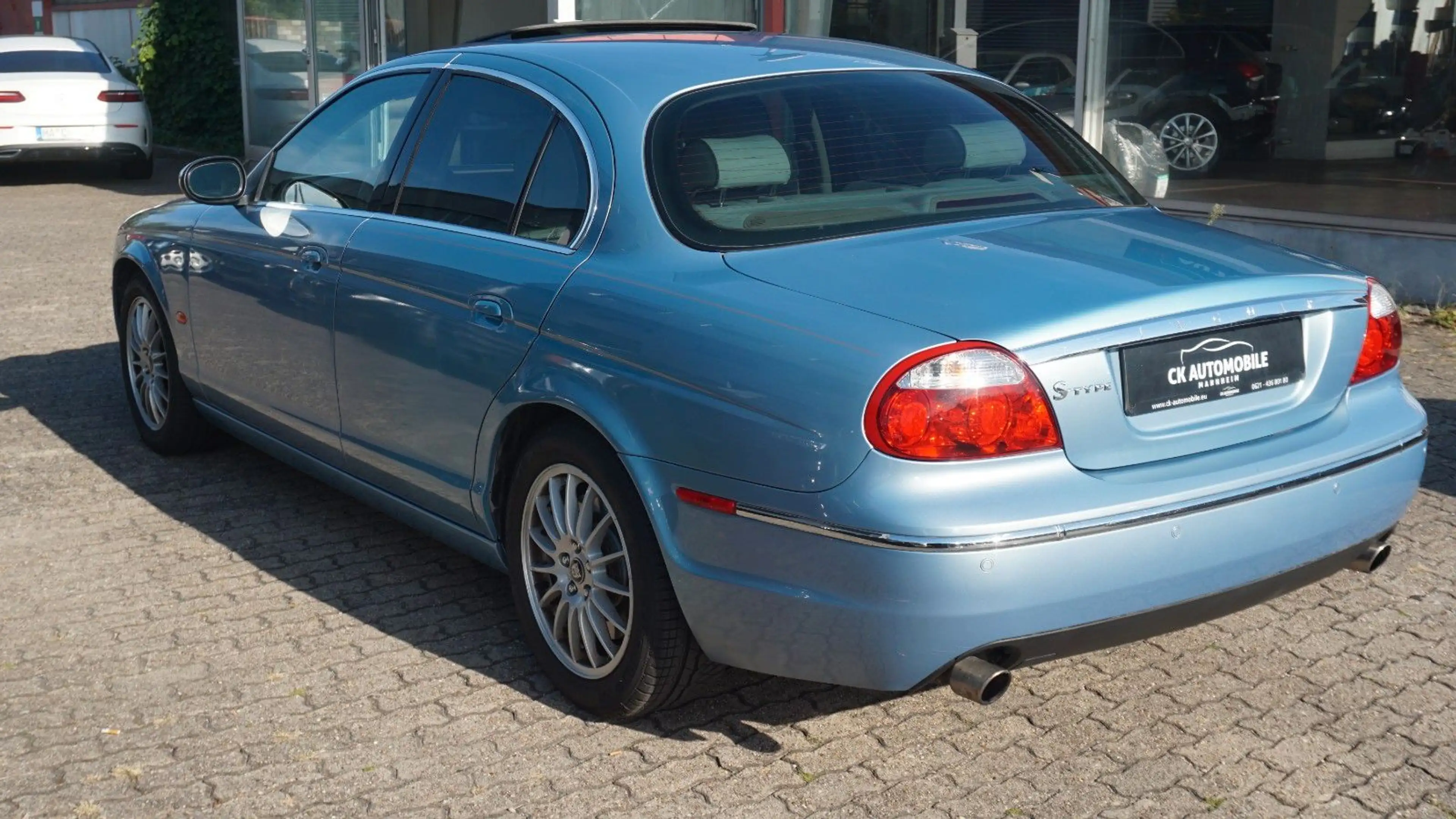 Jaguar S-Type 3.0 V6 Executive*SHZ*LEDER*GSD*TEMPOMAT!! — photo 4