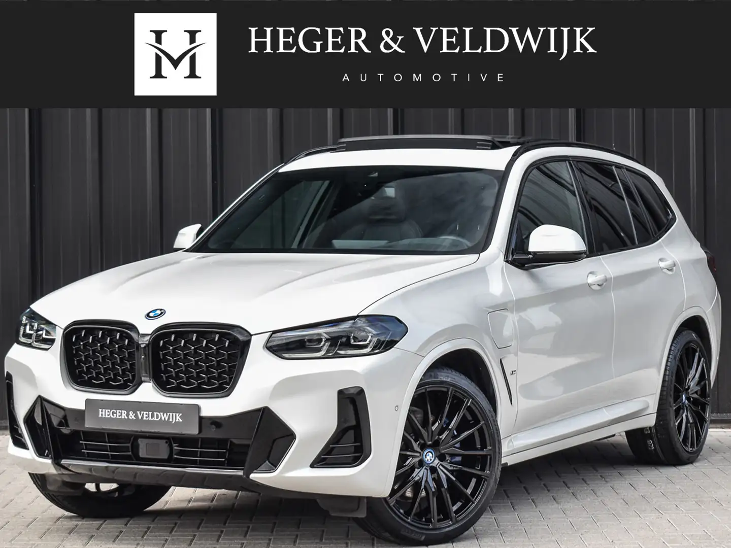 BMW X3 xDrive30e HIGH EXECUTIVE | M-SPORT | PANORAMADAK | White - 1