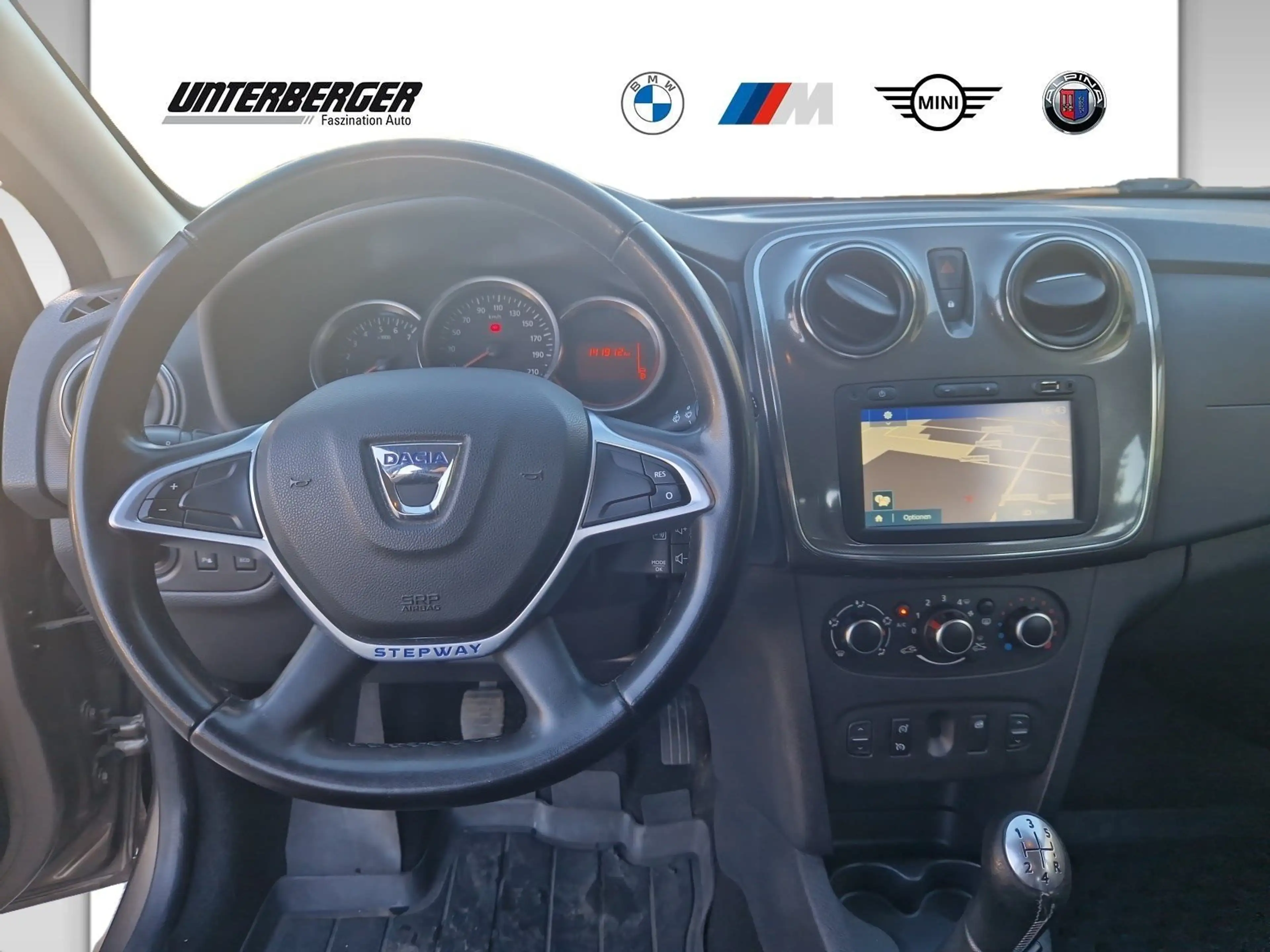 Dacia Sandero Stepway — photo 7