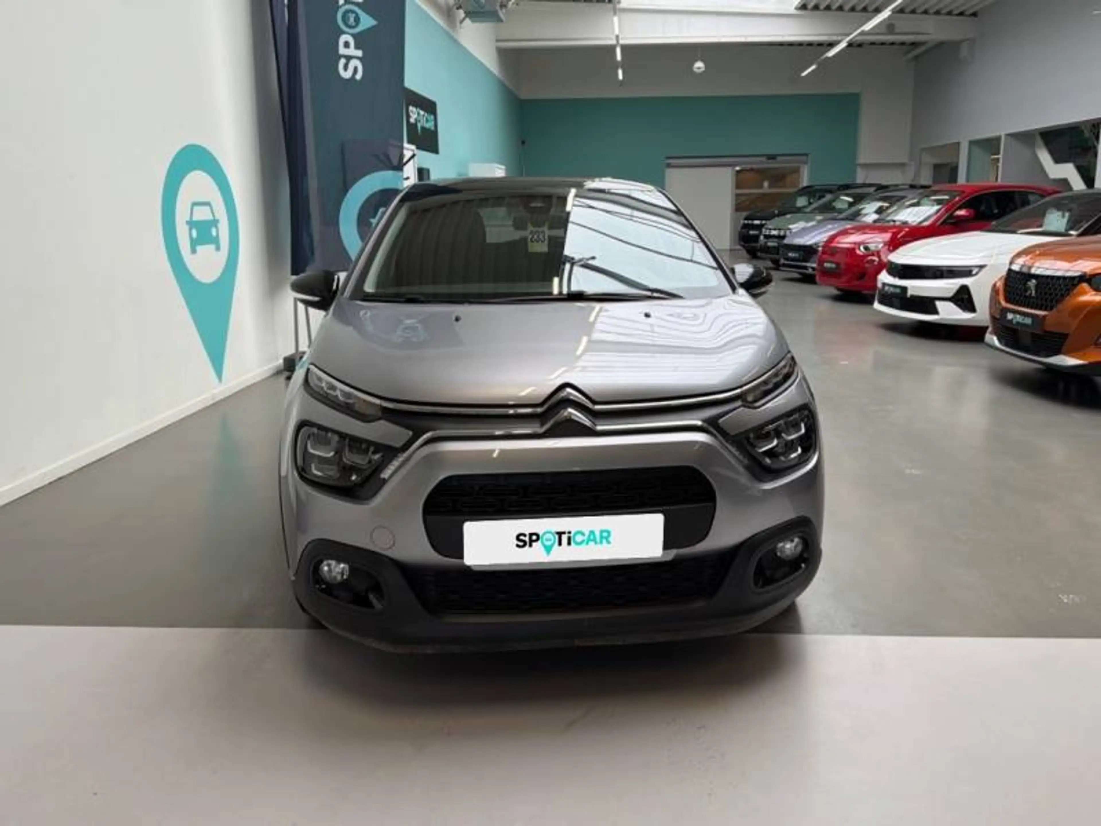 Citroen C3 3 1.2 PureTech 83 S&S MAN Shine — photo 2