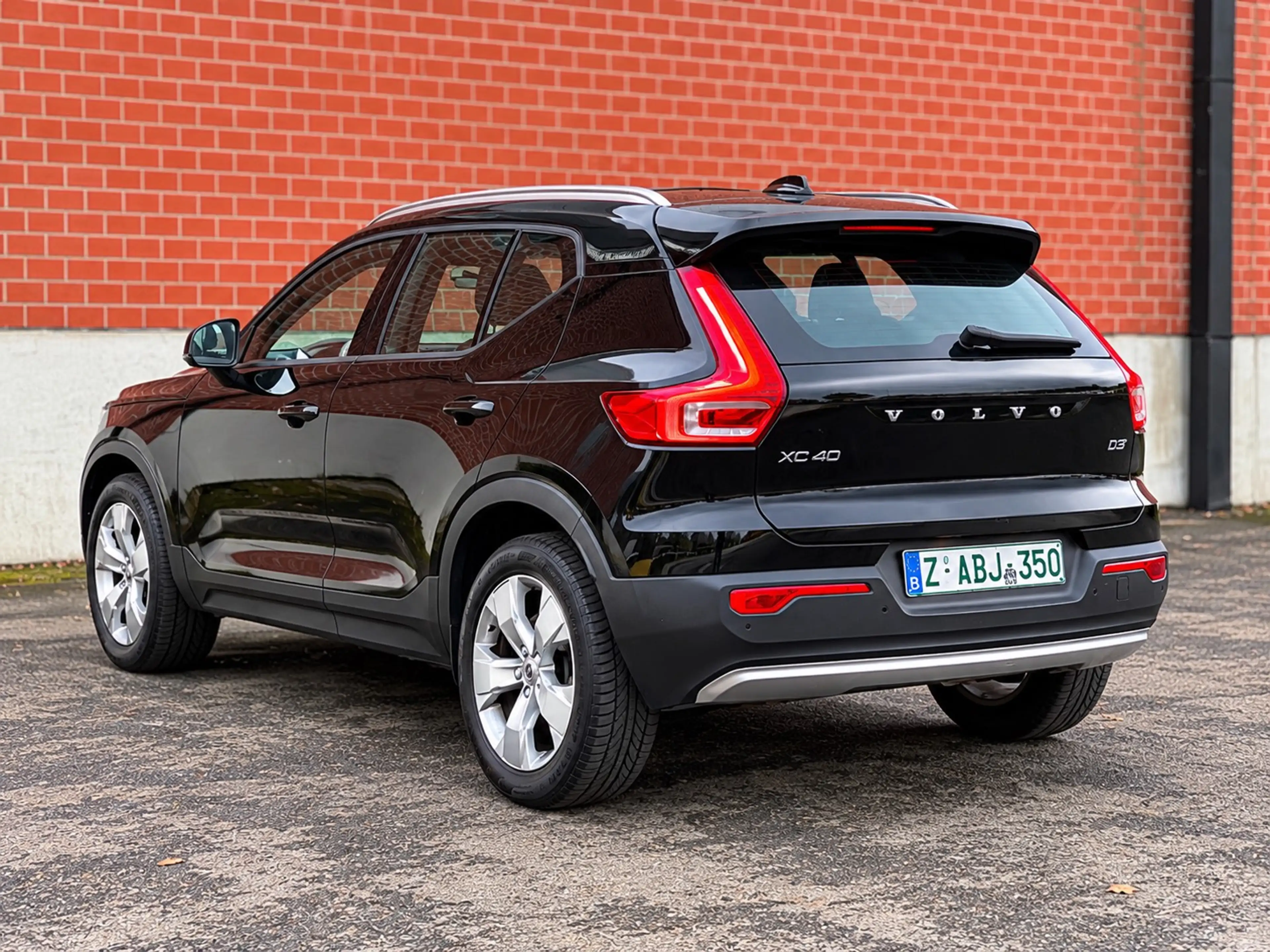 Volvo XC40 XC40 2.0 D3 Momentum Pro Geartronic — photo 5