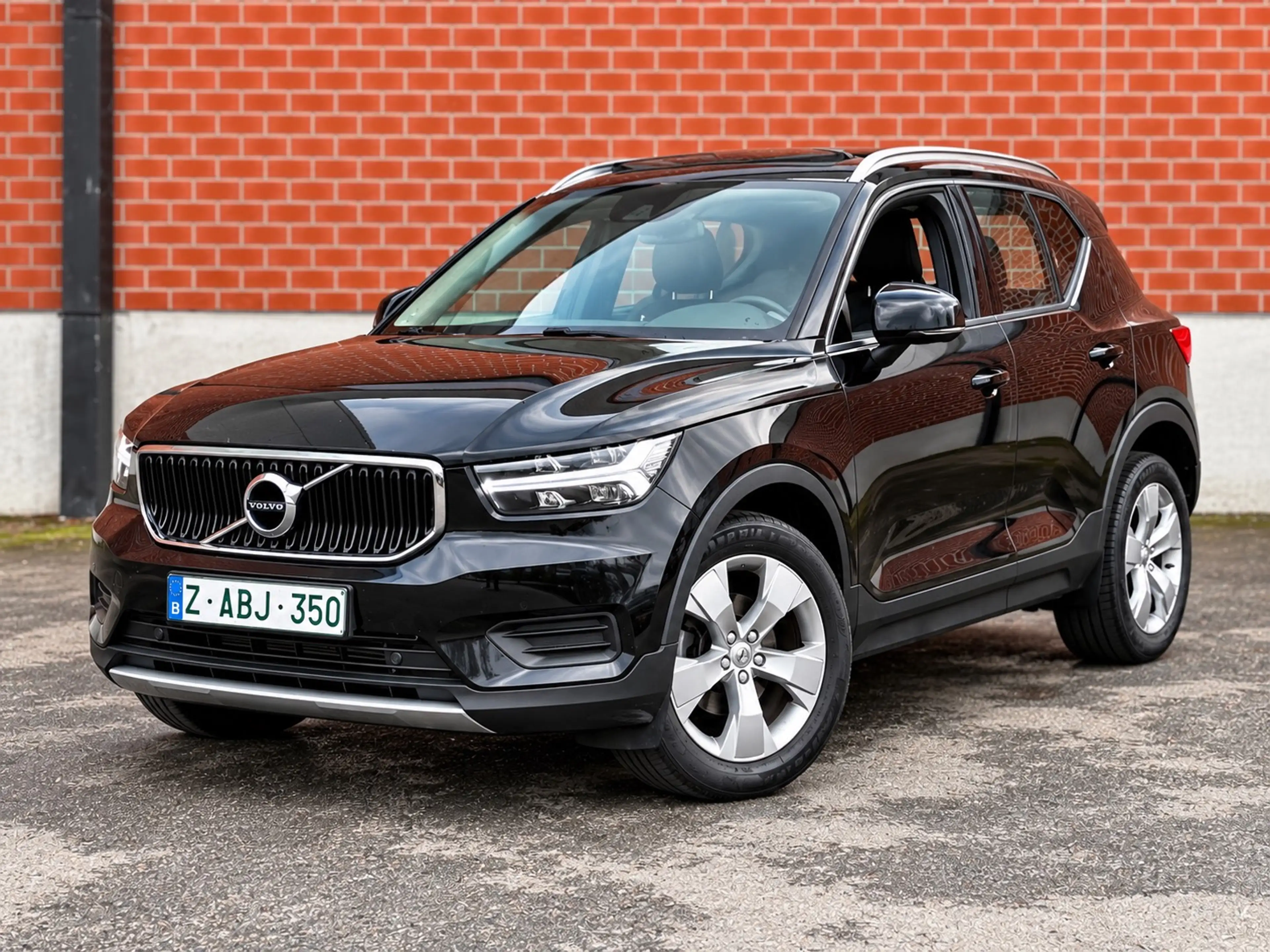 Volvo XC40 XC40 2.0 D3 Momentum Pro Geartronic — photo 4