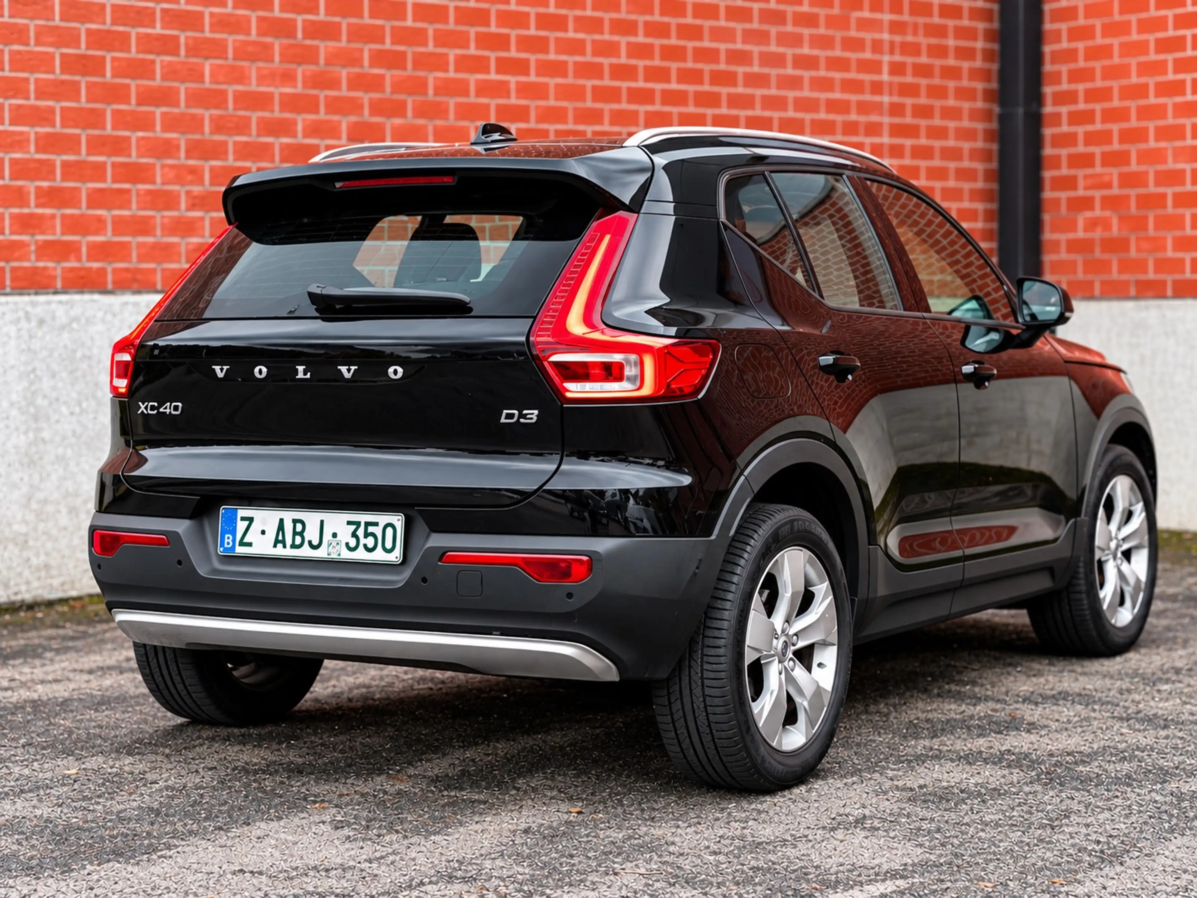 Volvo XC40 XC40 2.0 D3 Momentum Pro Geartronic — photo 6