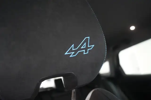 Renault Austral view 28