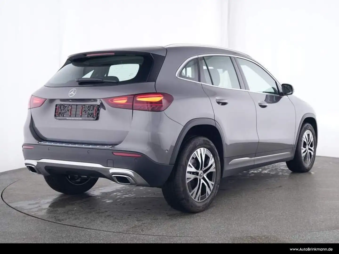 Mercedes-Benz GLA 180 GLA 180 ADVANCED/LED/KAMERA/LENKRADHEIZUNG/MBUX Gris - 2