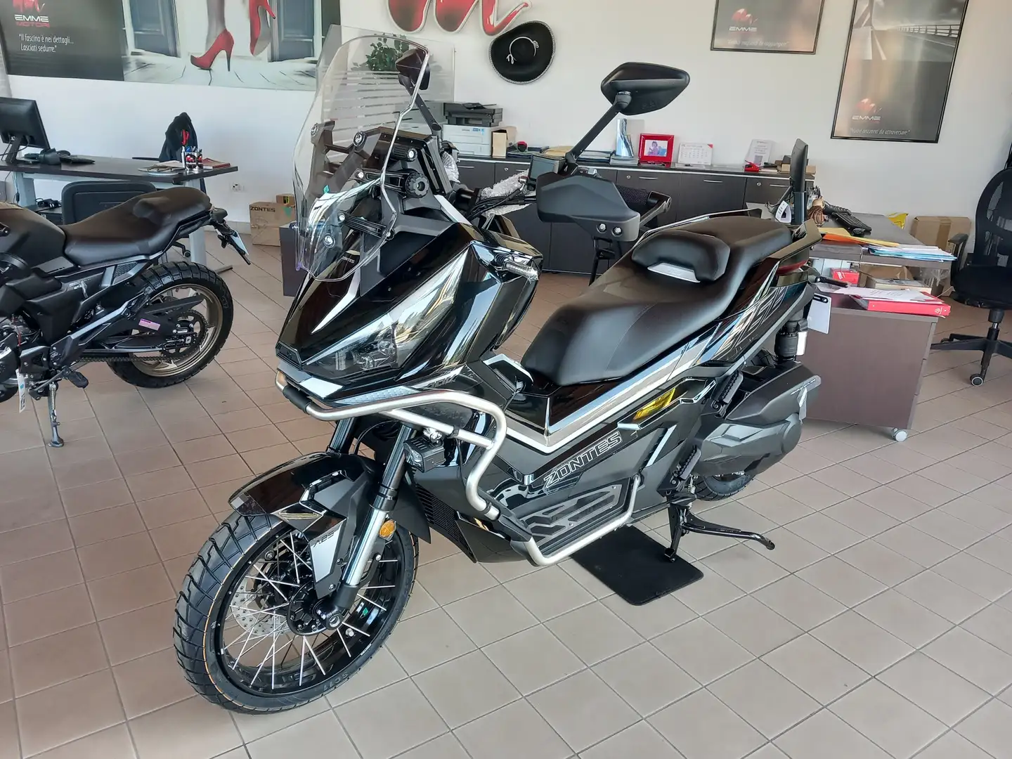 Zontes ZT 368 G Black PRONTA CONSEGNA Nero - 1