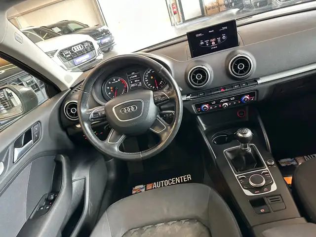Audi A3 view 9