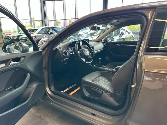 Audi A3 view 29