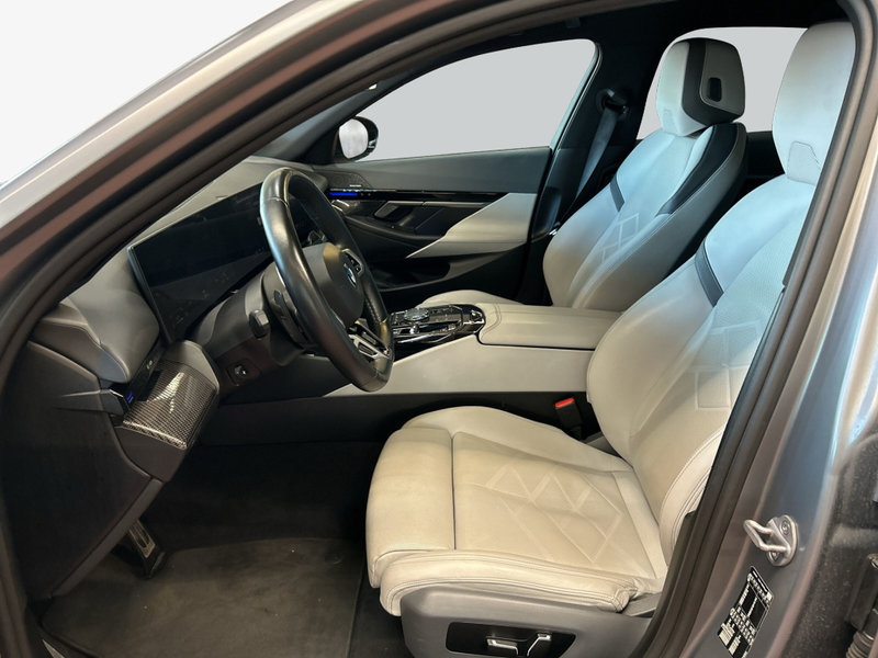 BMW 520 d Aut. — photo 11
