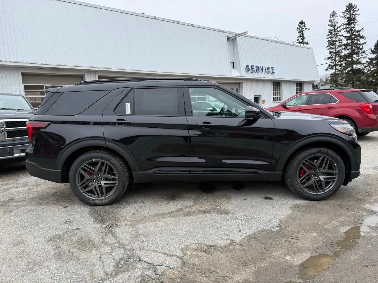 Ford Explorer снимка Ford Explorer