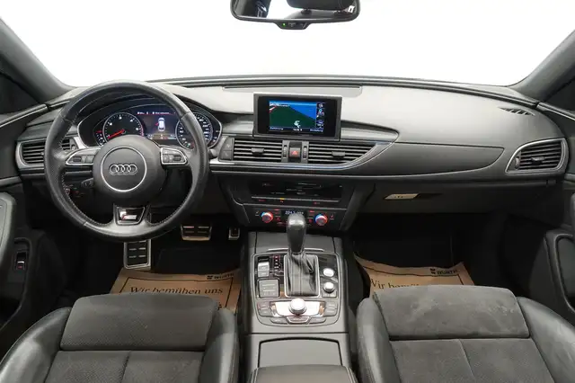 Audi A6 view 24