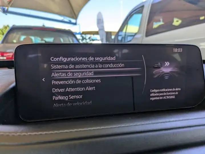 Mazda CX-30 2025, foto 26