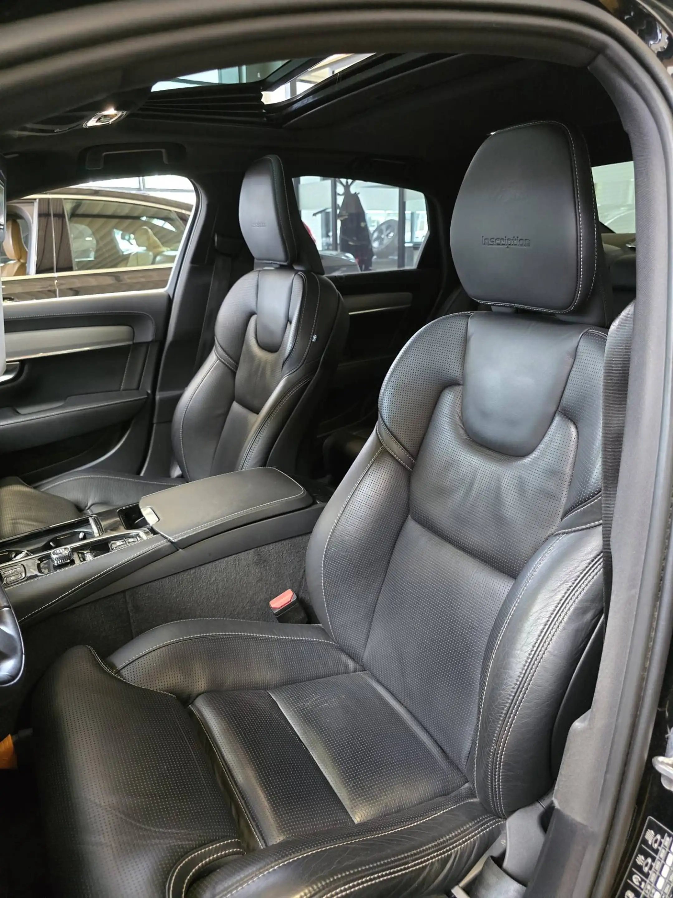 Volvo S90 T8 AWD Inscription | Lucht vering | Trekhaak | Ful — photo 12