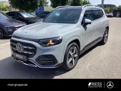 Mercedes-Benz GLB 200 4M NEU+X248+AMG+HUD+AHK+SUPERSC+7SITZER+