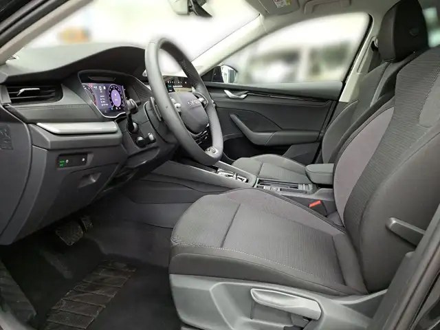 Skoda Octavia view 10