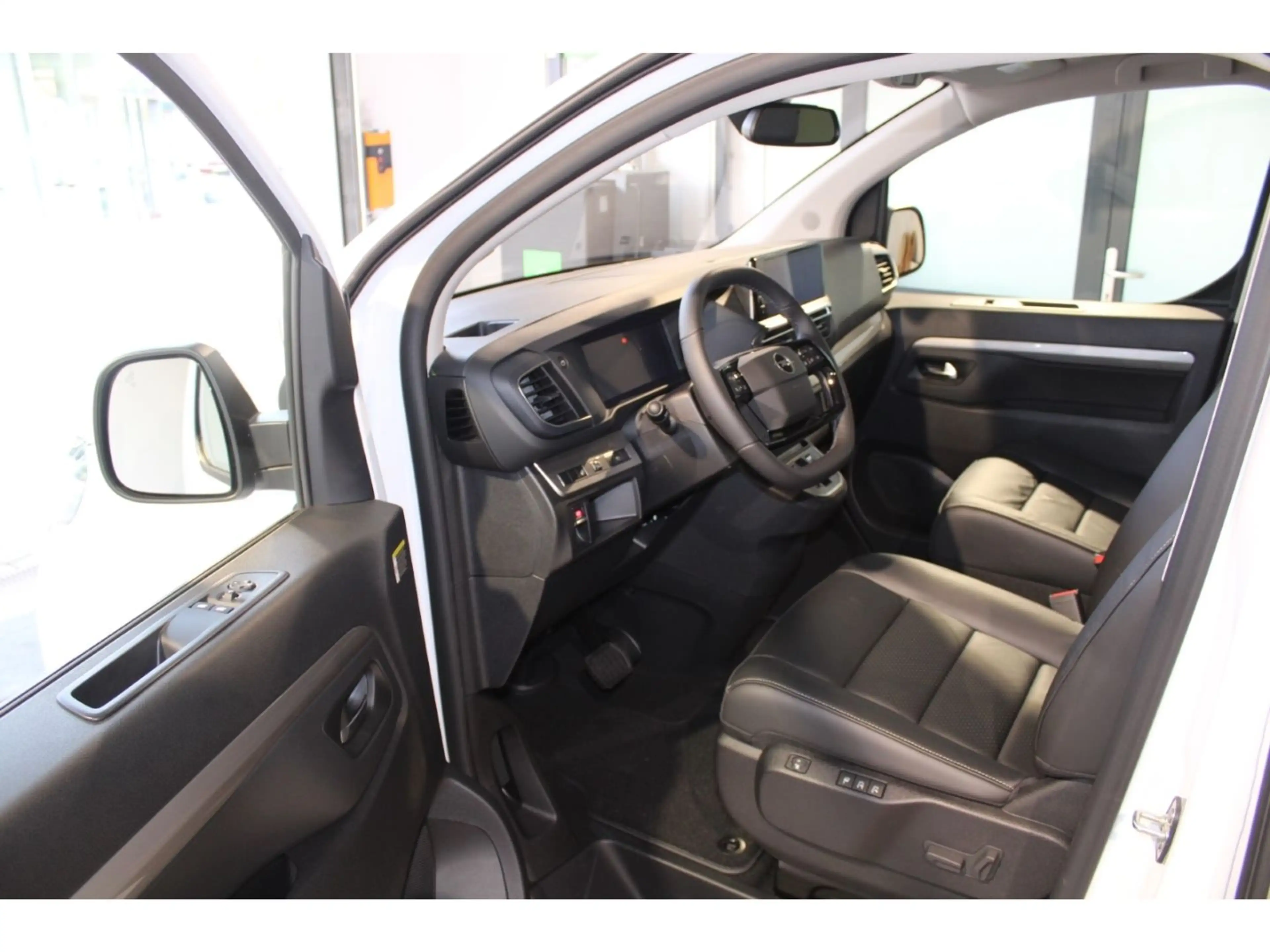 Opel Zafira Life GS L2 H1 StandHZG AHK-abnehmbar Pano — photo 5